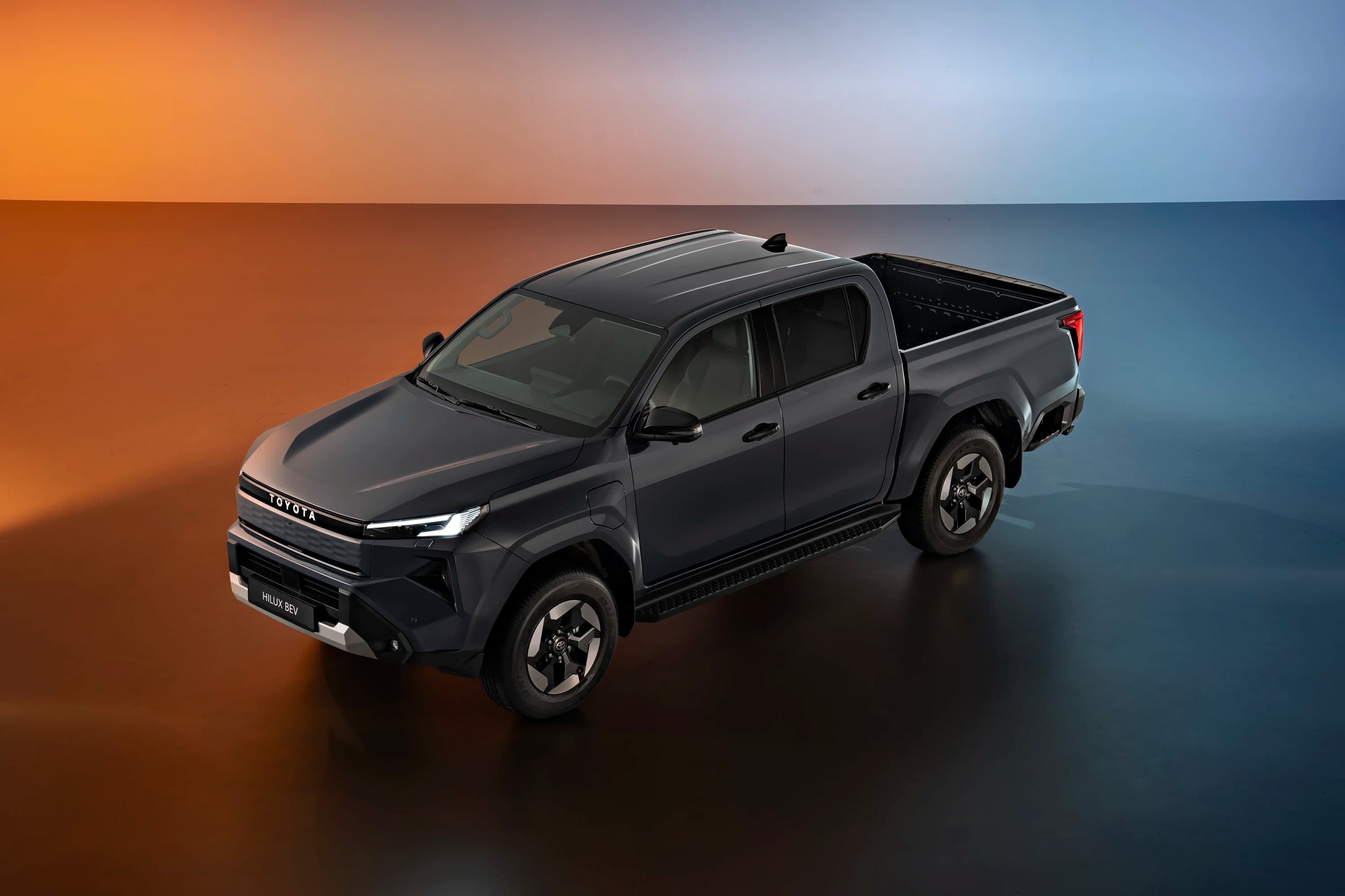Toyota Hilux BEV photo