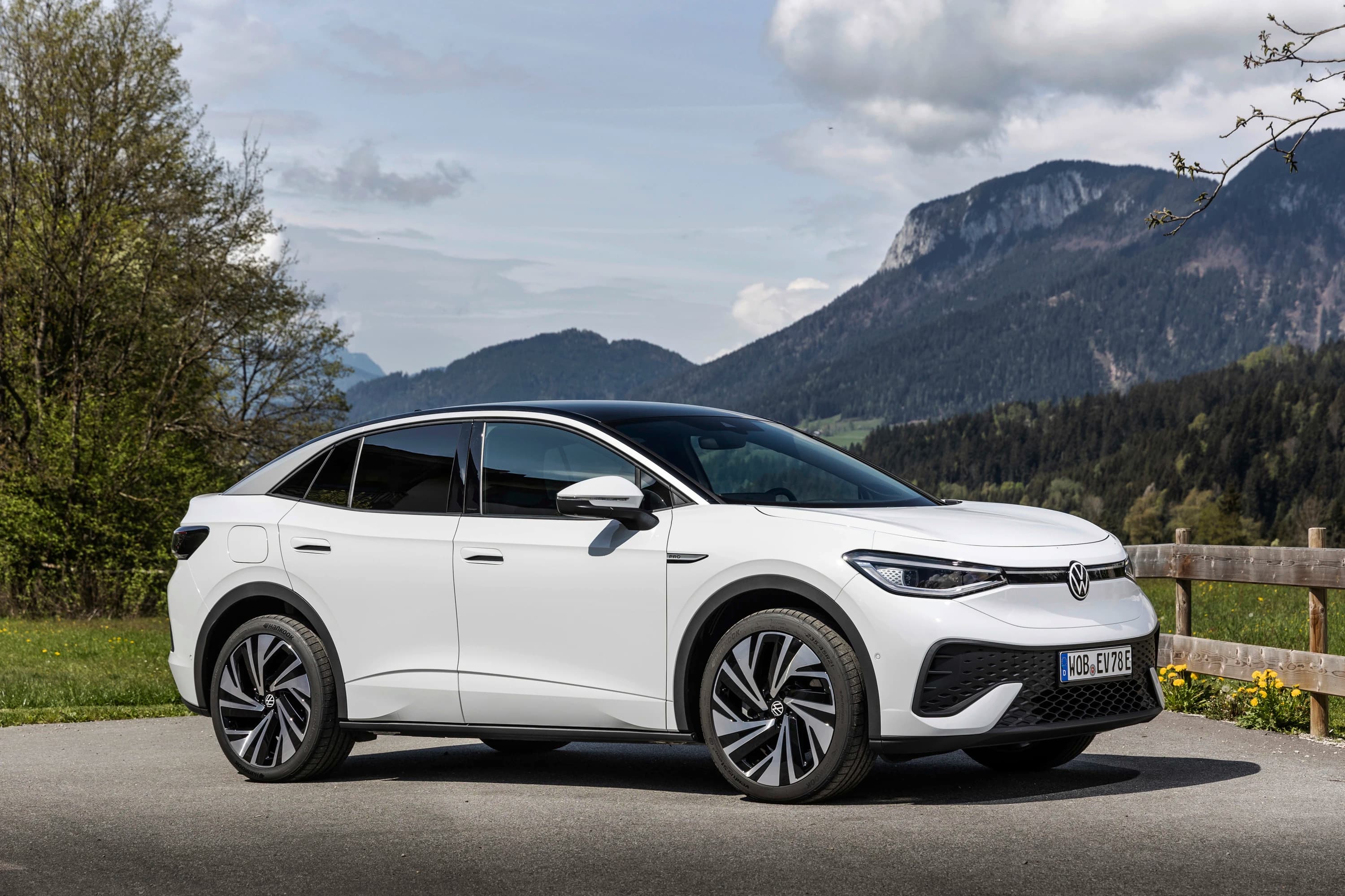 Volkswagen ID.5 Pro 4MOTION photo