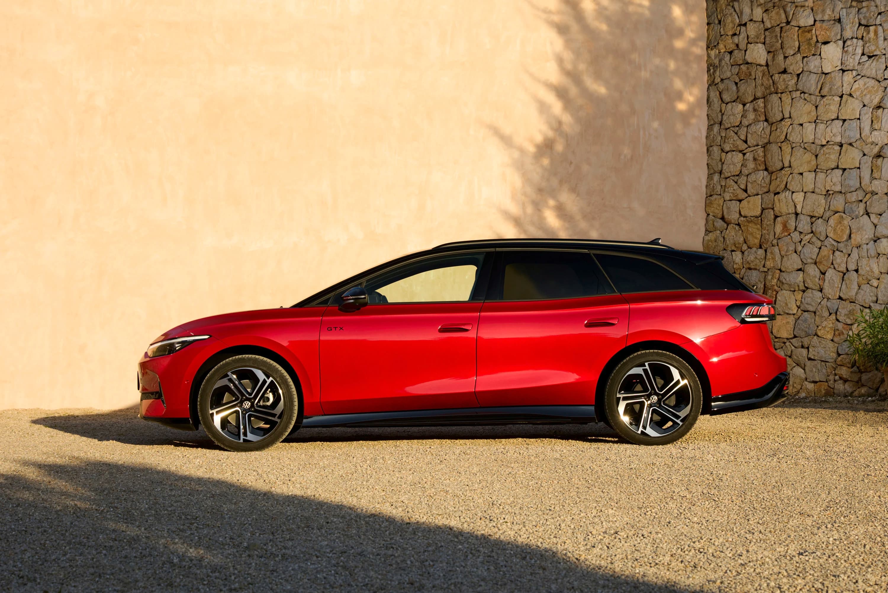 Volkswagen ID.7 GTX Tourer photo