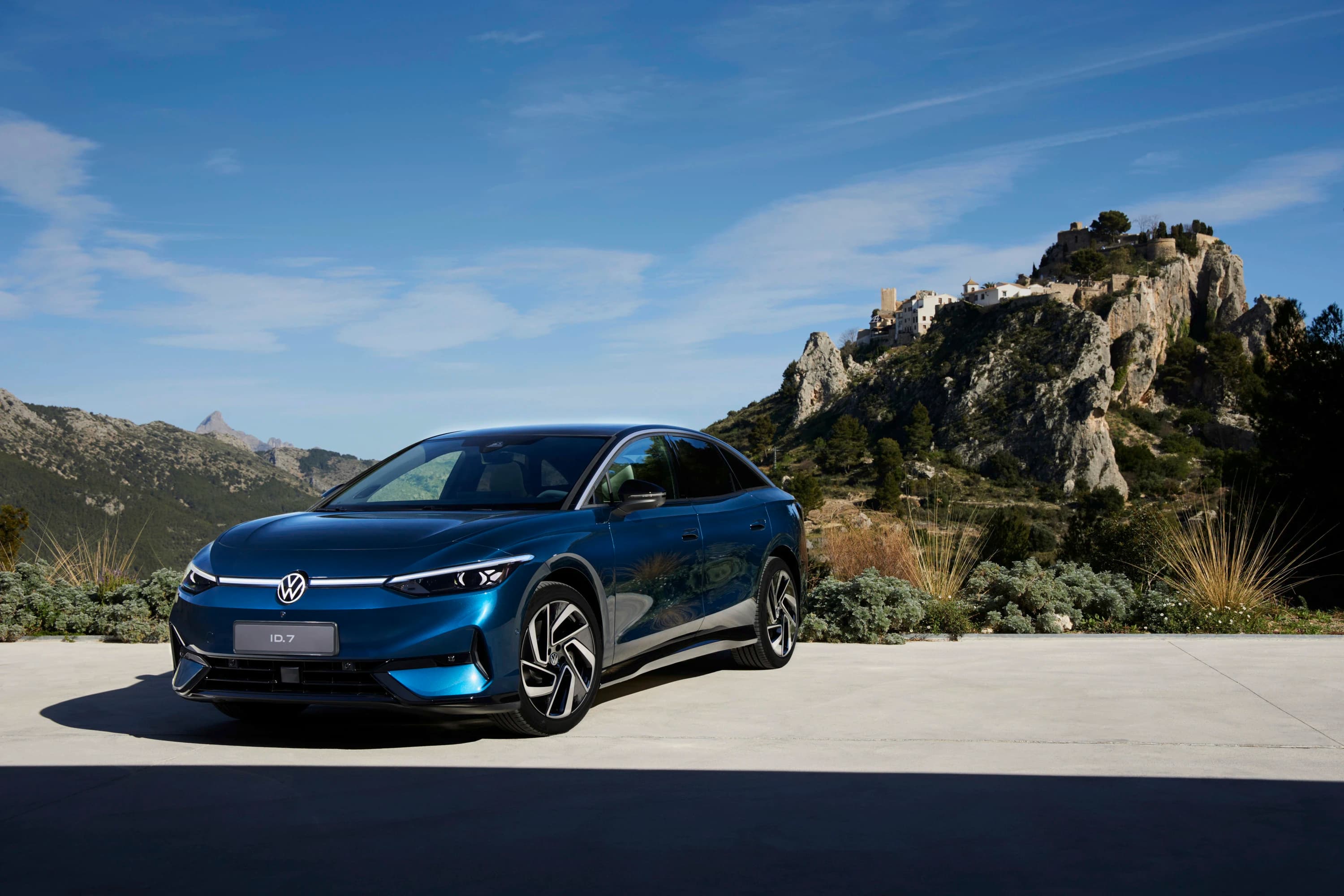 Volkswagen ID.7 Pro photo