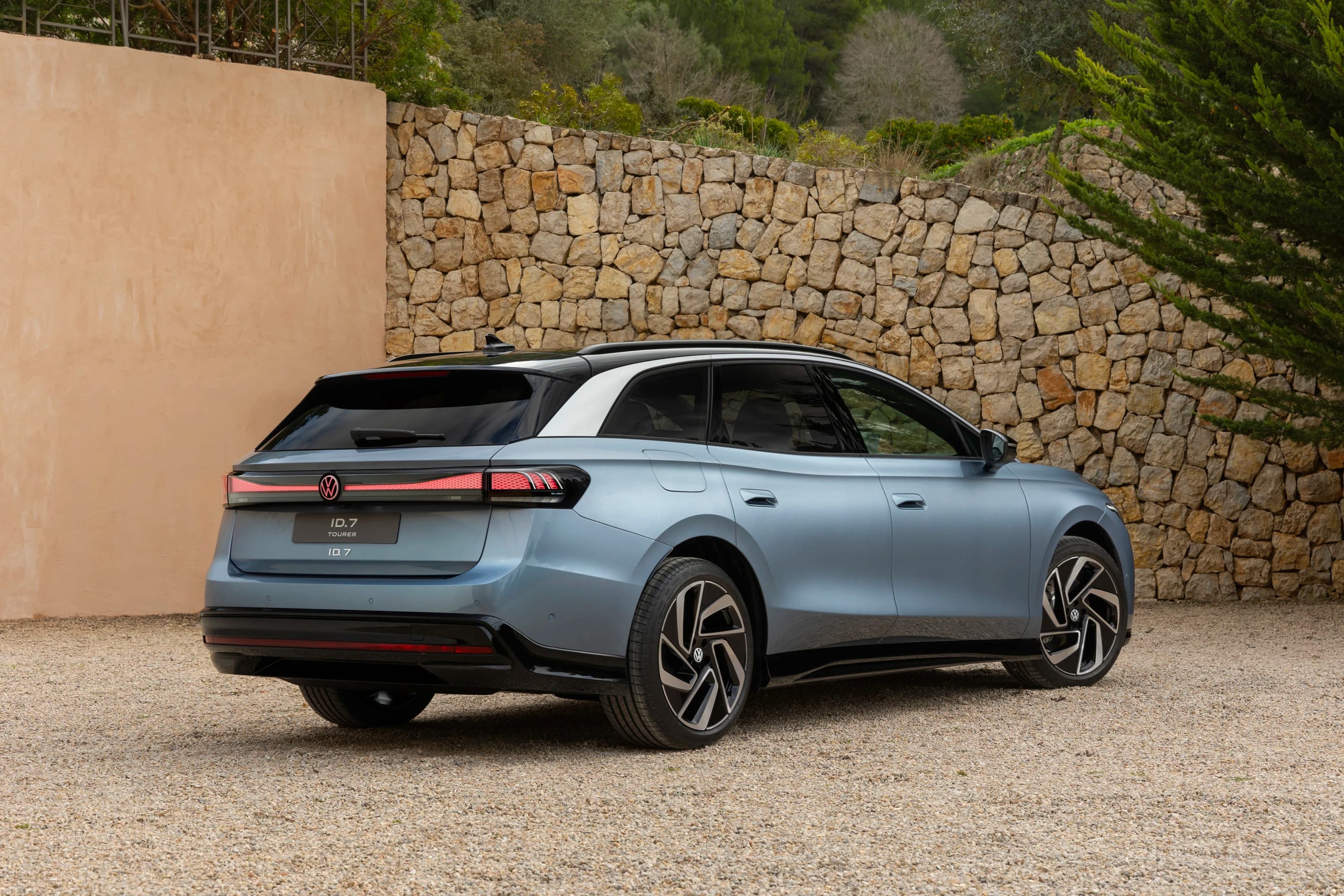 Volkswagen ID.7 Tourer Pro S photo