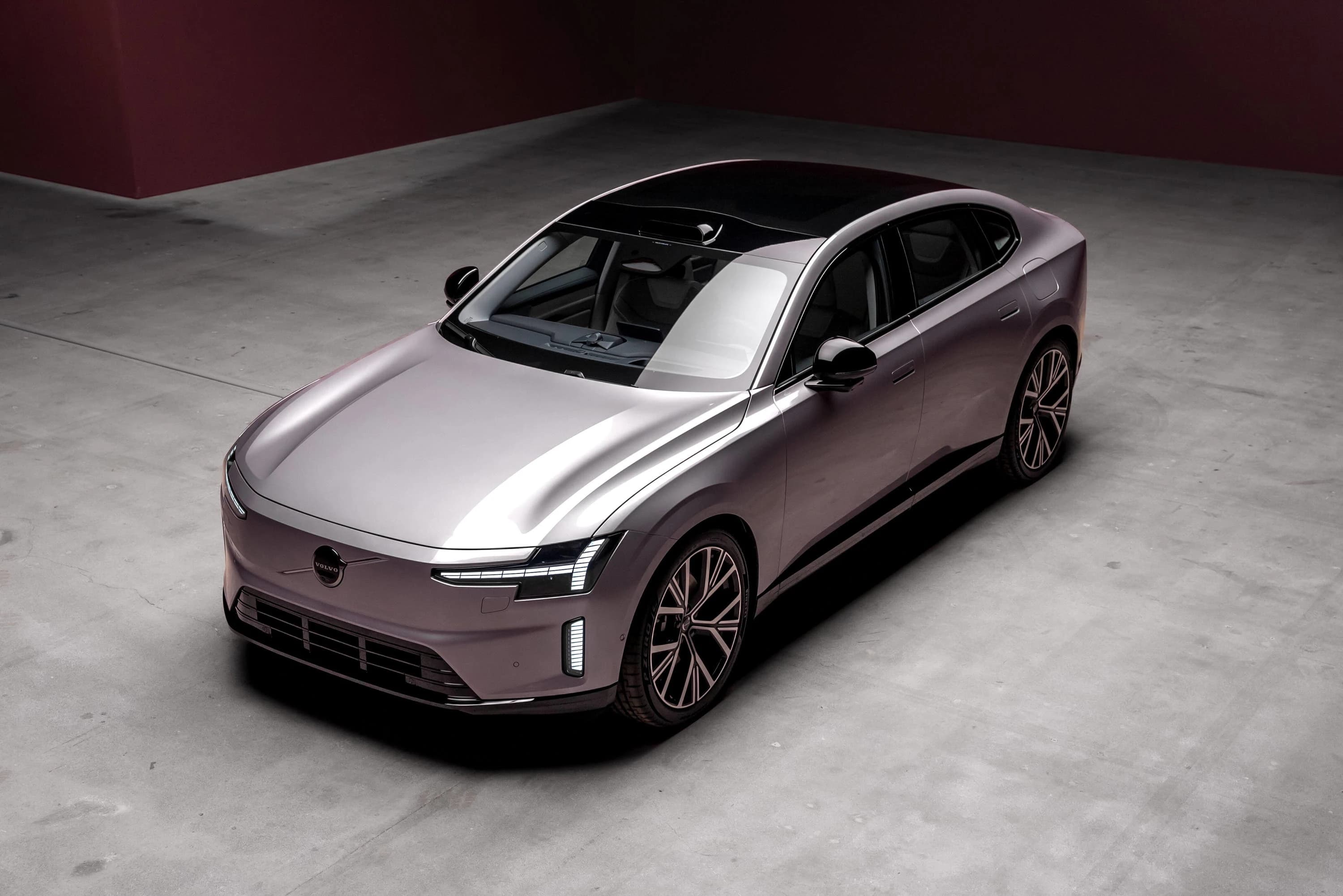 Volvo ES90 Twin Motor Performance photo