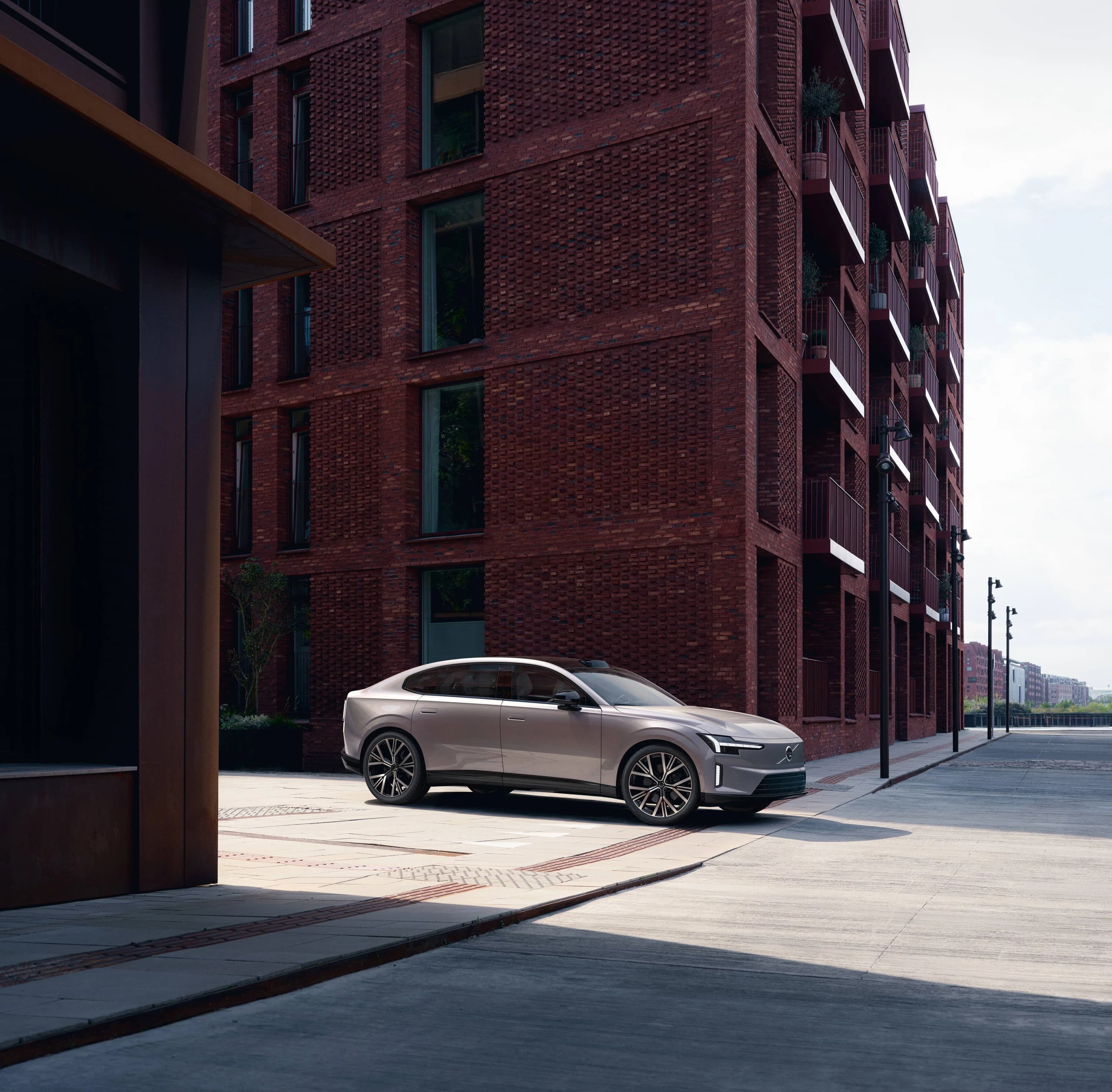 Volvo ES90 Twin Motor Performance photo