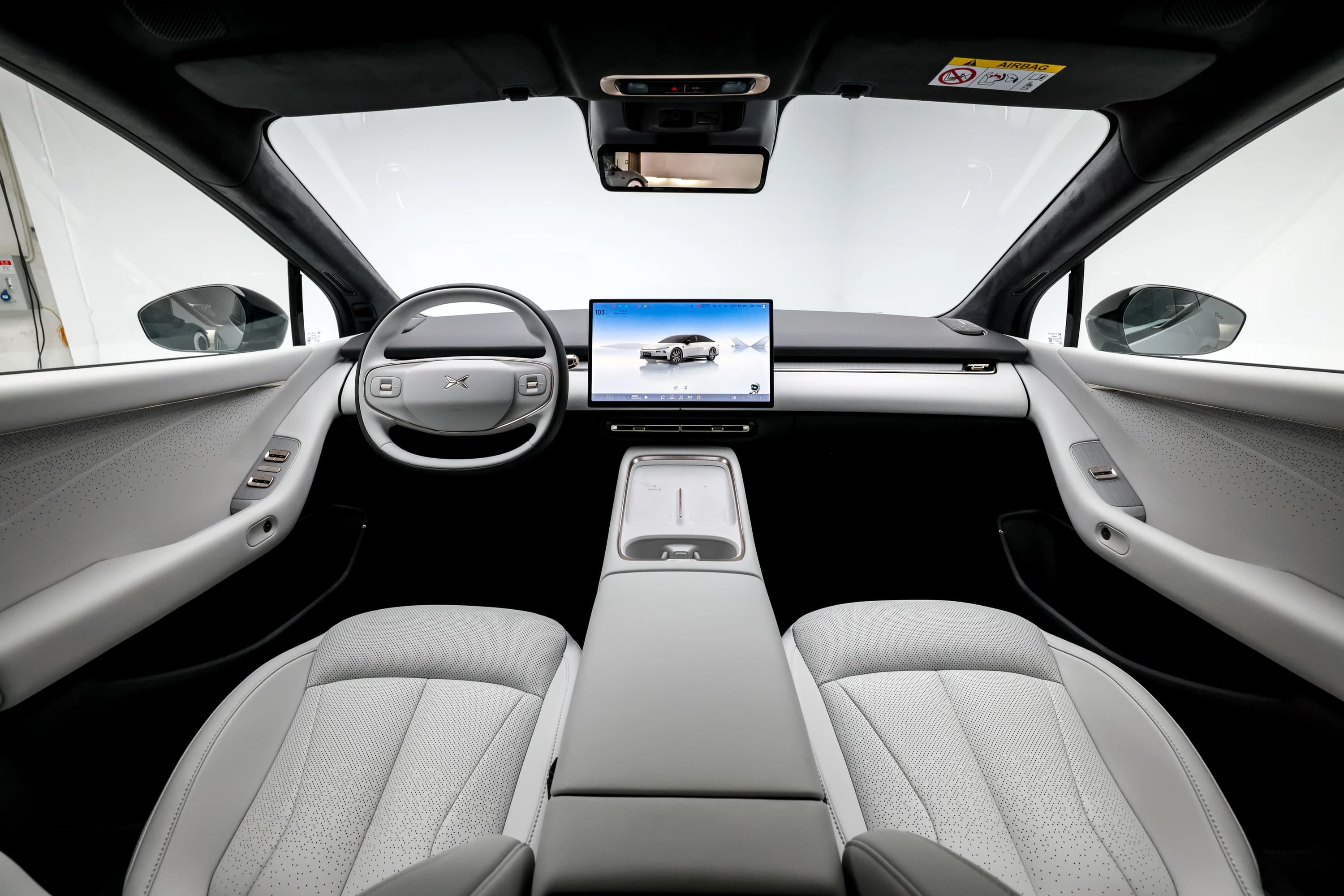 XPENG P7+ 76.3 kWh Long Range RWD photo