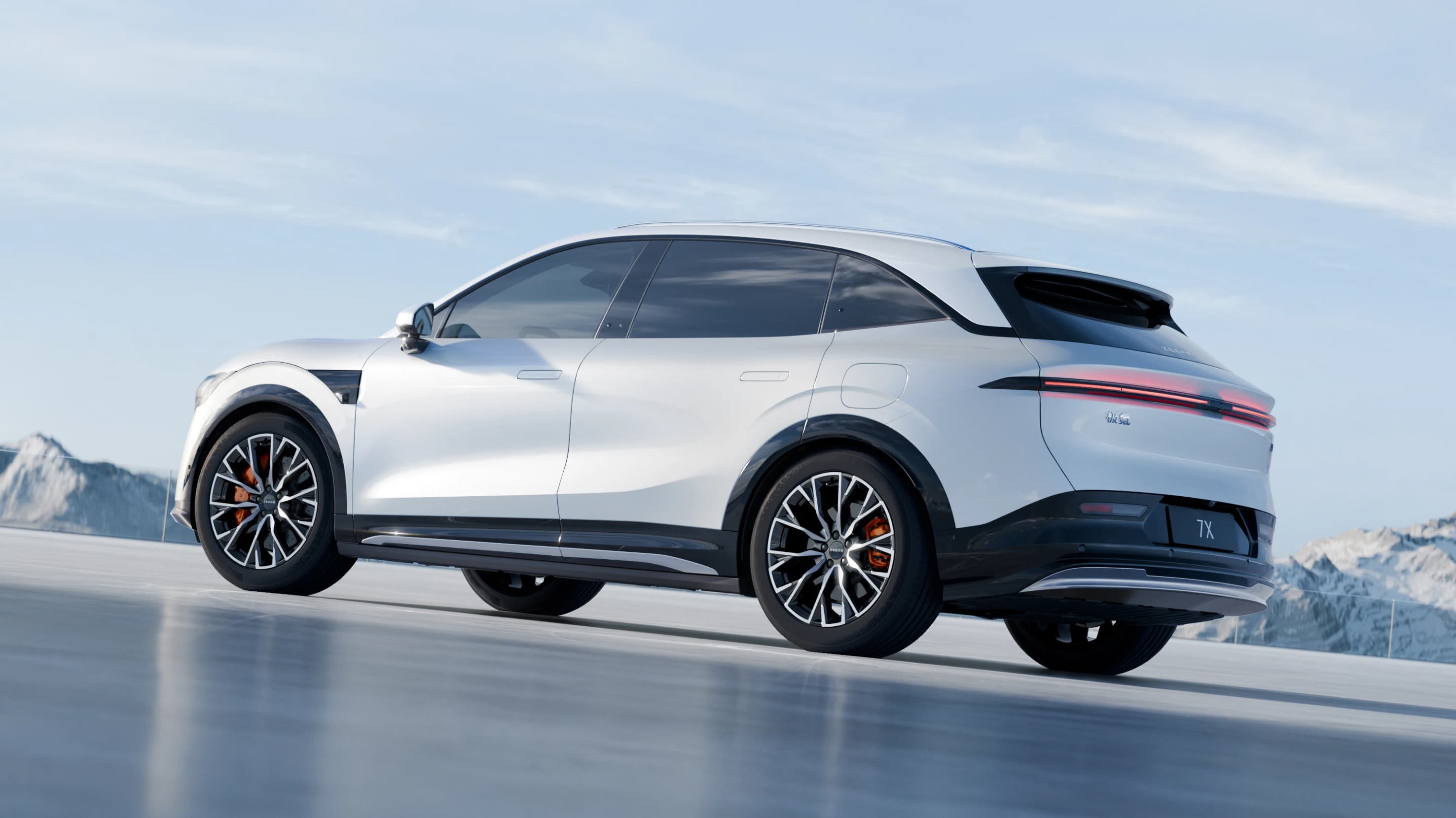 Zeekr 7X Standard Range RWD photo