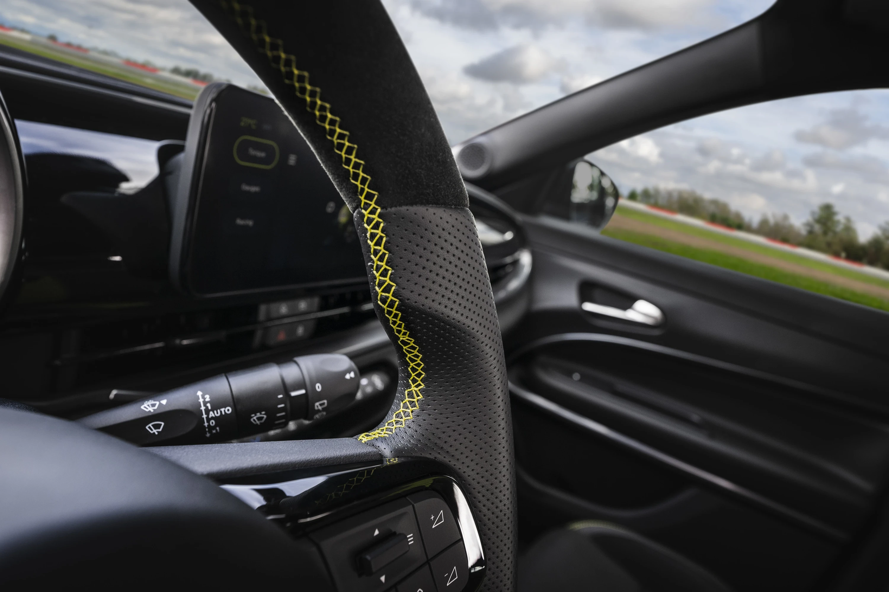 Abarth 600e Turismo details view
