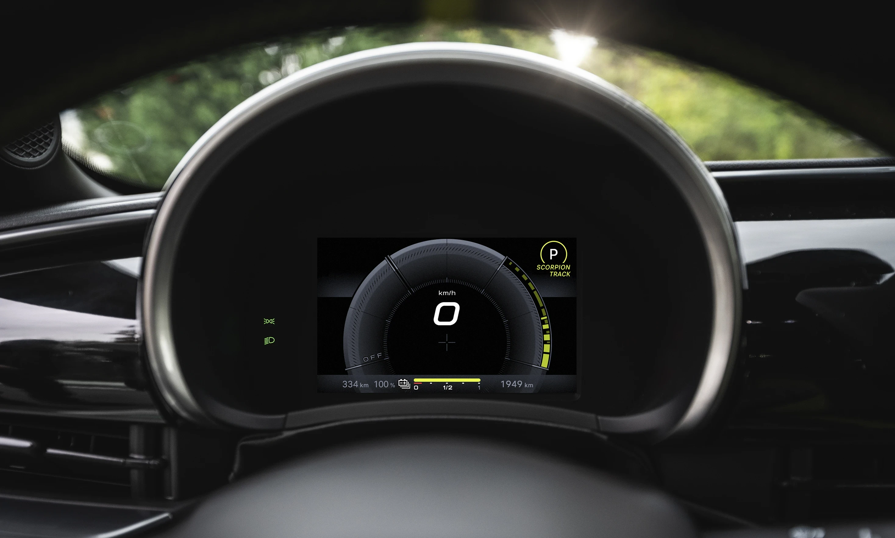 Abarth 600e Turismo screens view