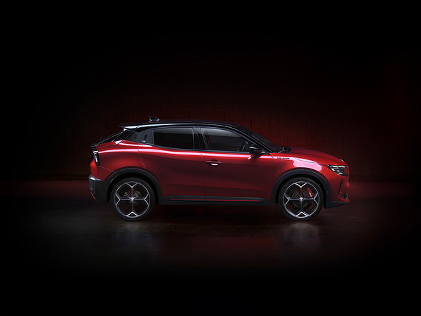 Alfa Romeo Junior exterior view