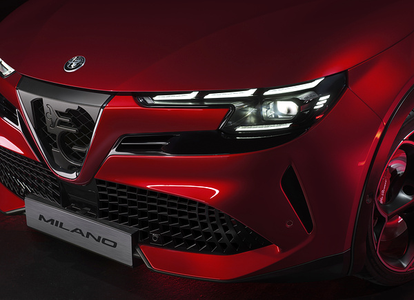 Alfa Romeo Junior Veloce headlights view