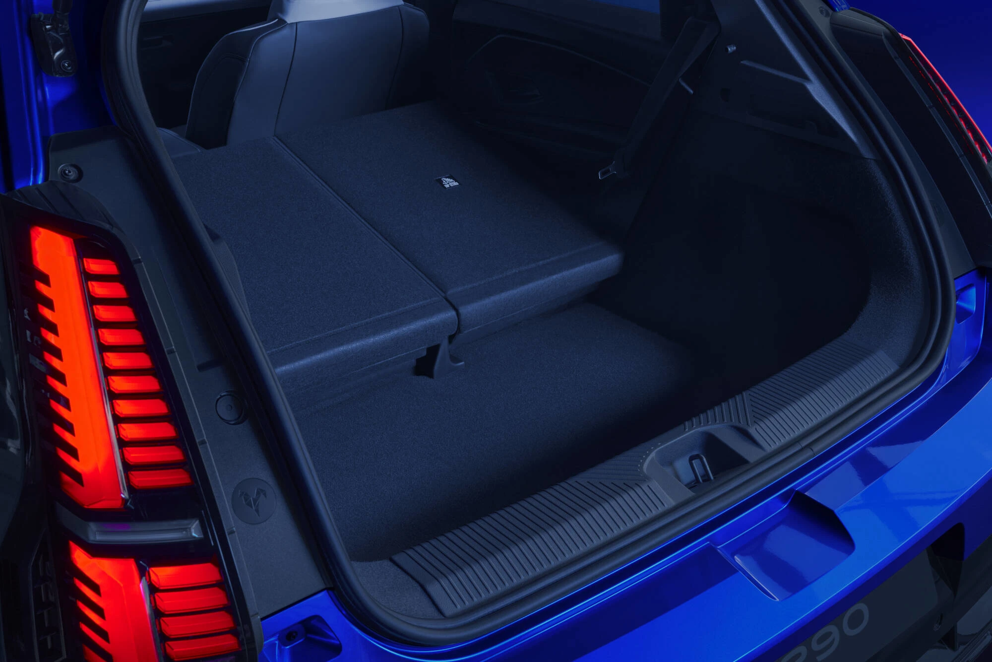 Alpine A290 GT trunk view