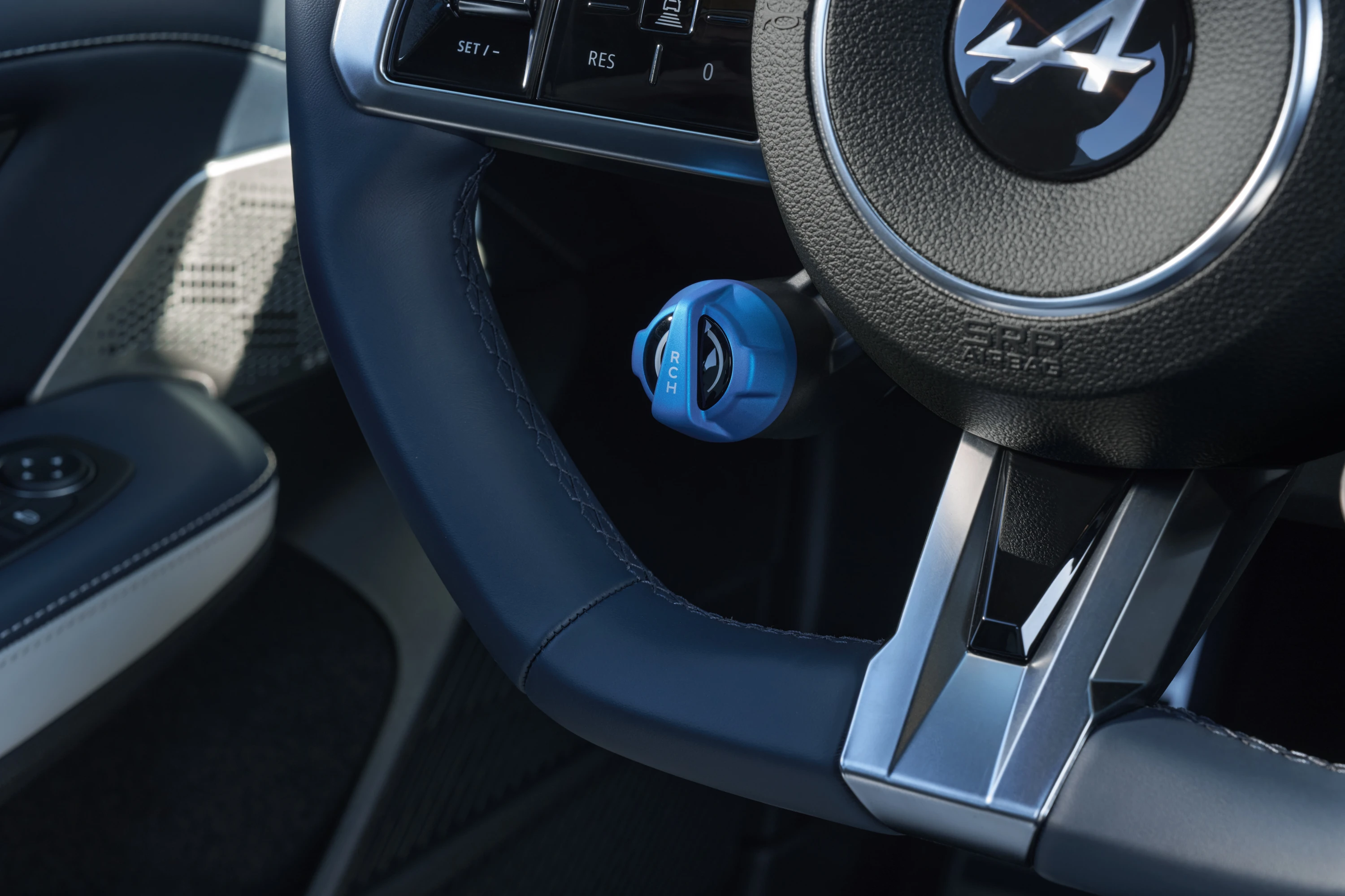 Alpine A390 GT details view