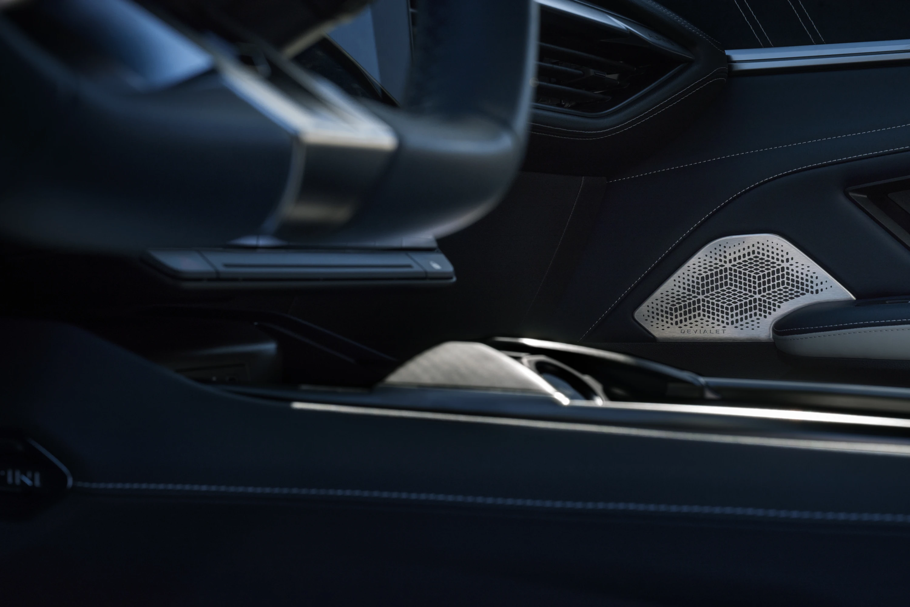 Alpine A390 GTS details view