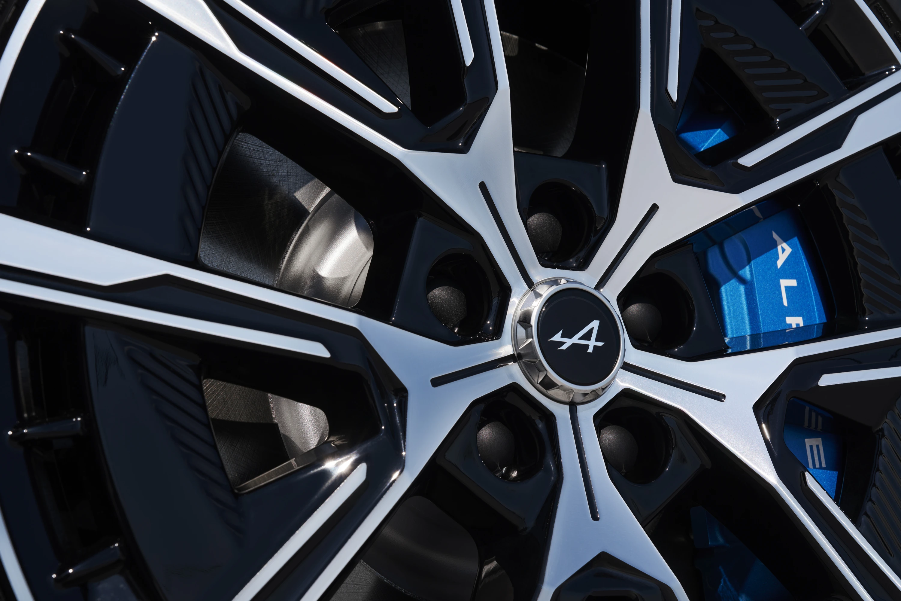Alpine A390 GTS details view