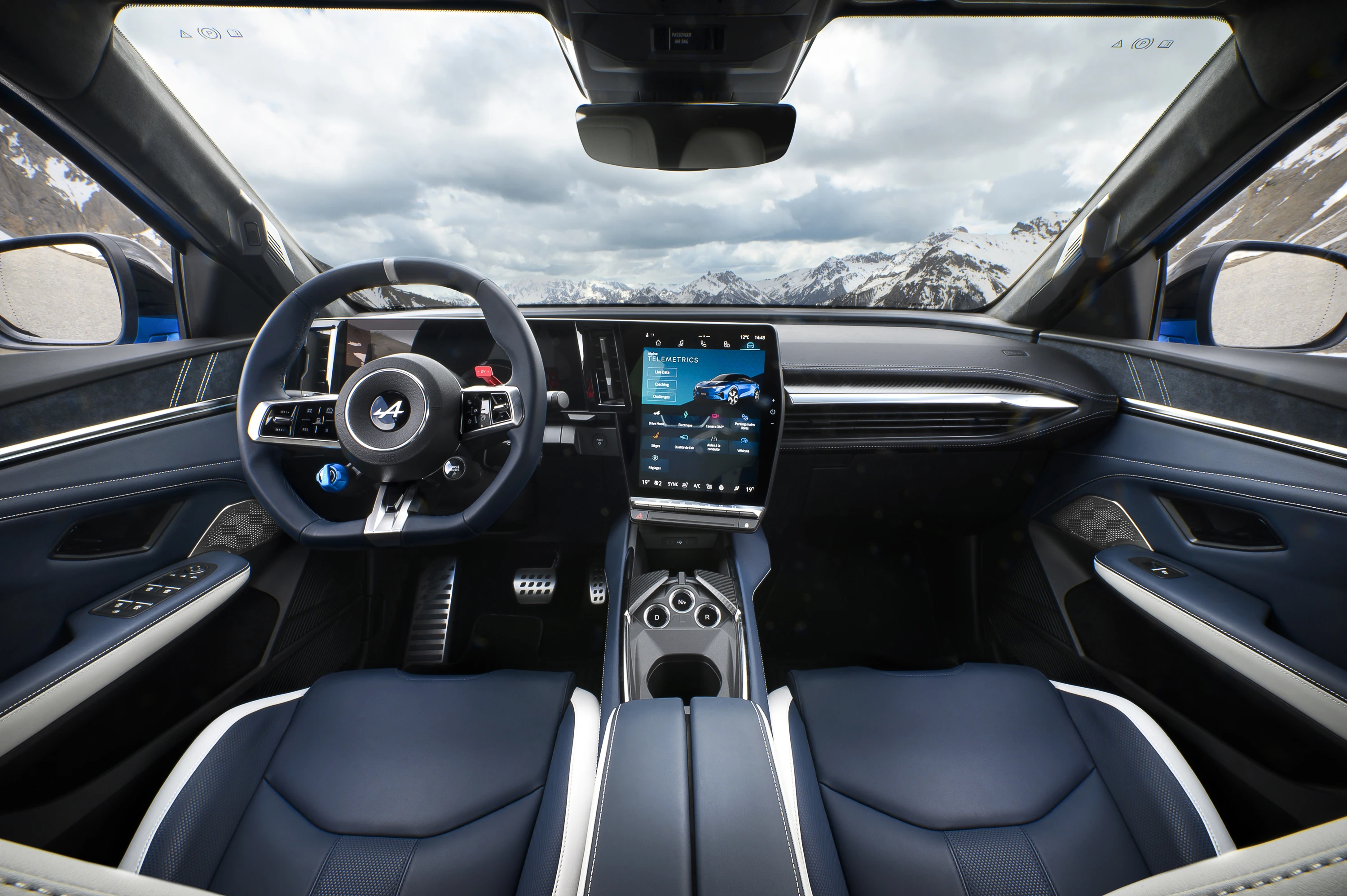 Alpine A390 GTS interior view
