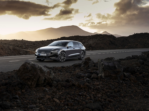 Audi A6 Avant e-tron performance exterior view