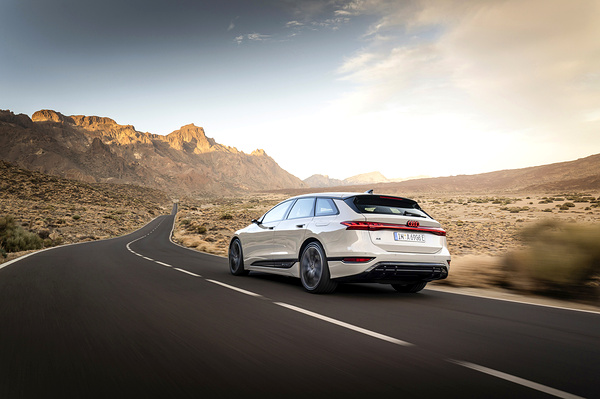Audi A6 Avant e-tron performance exterior view
