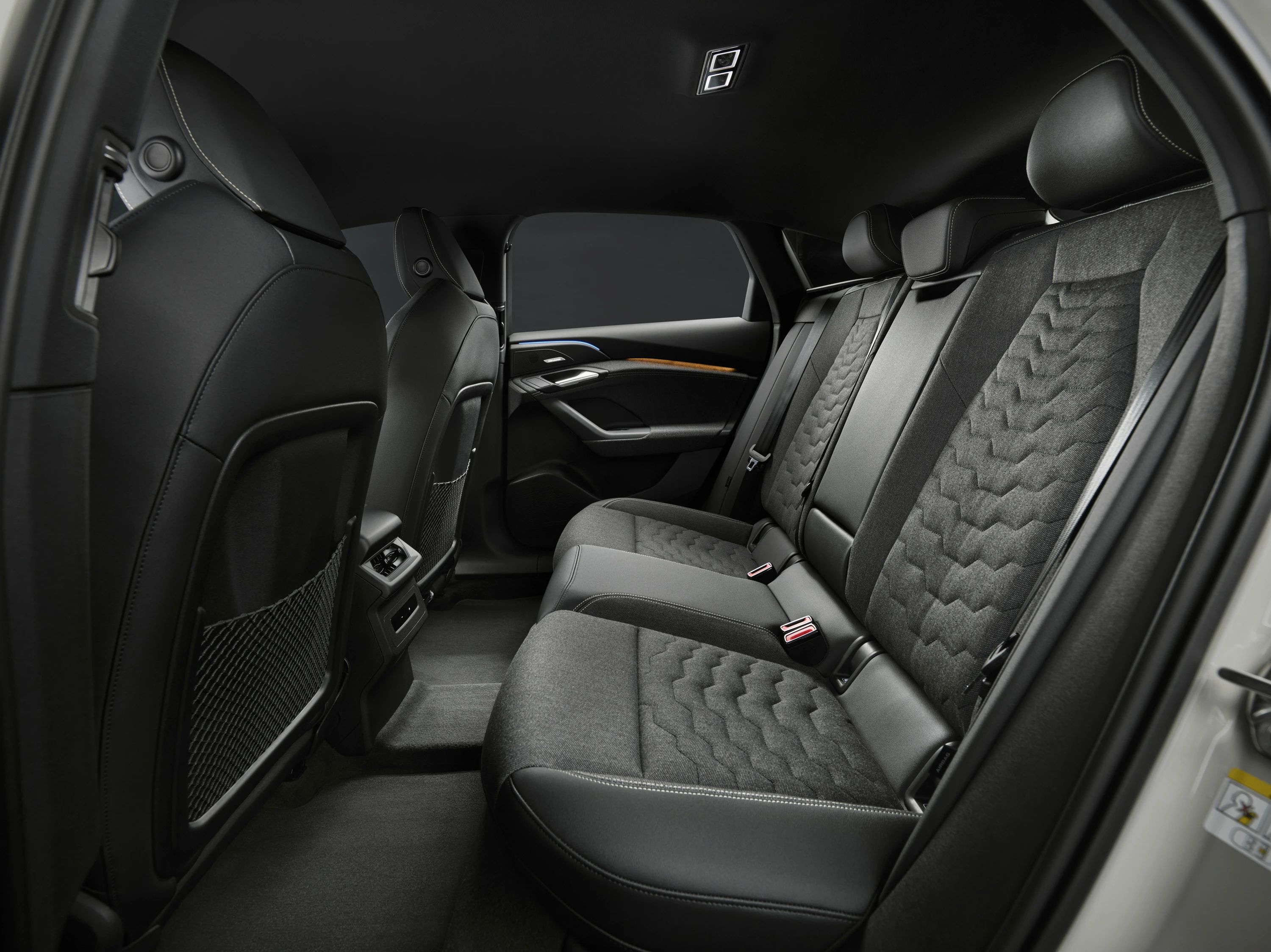Audi A6 Sportback e-tron quattro secondrowseats view