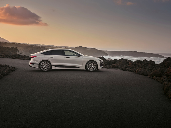Audi A6 Sportback e-tron quattro exterior view