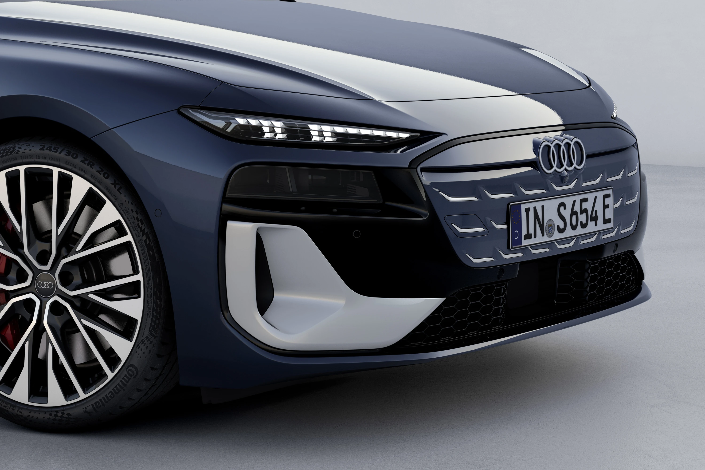 Audi S6 Avant e-tron headlights view