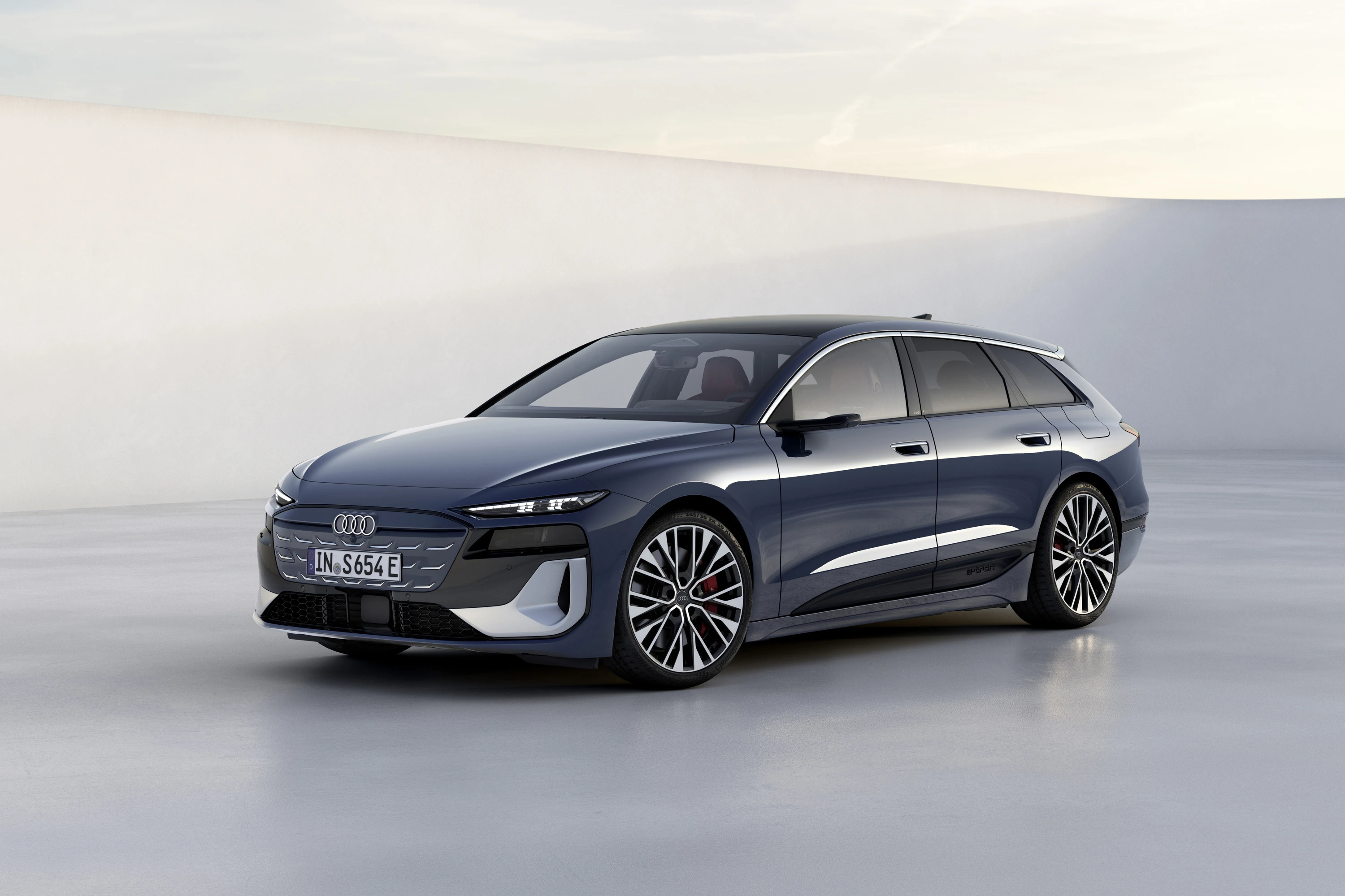 Audi S6 Avant e-tron electric vehicle exterior