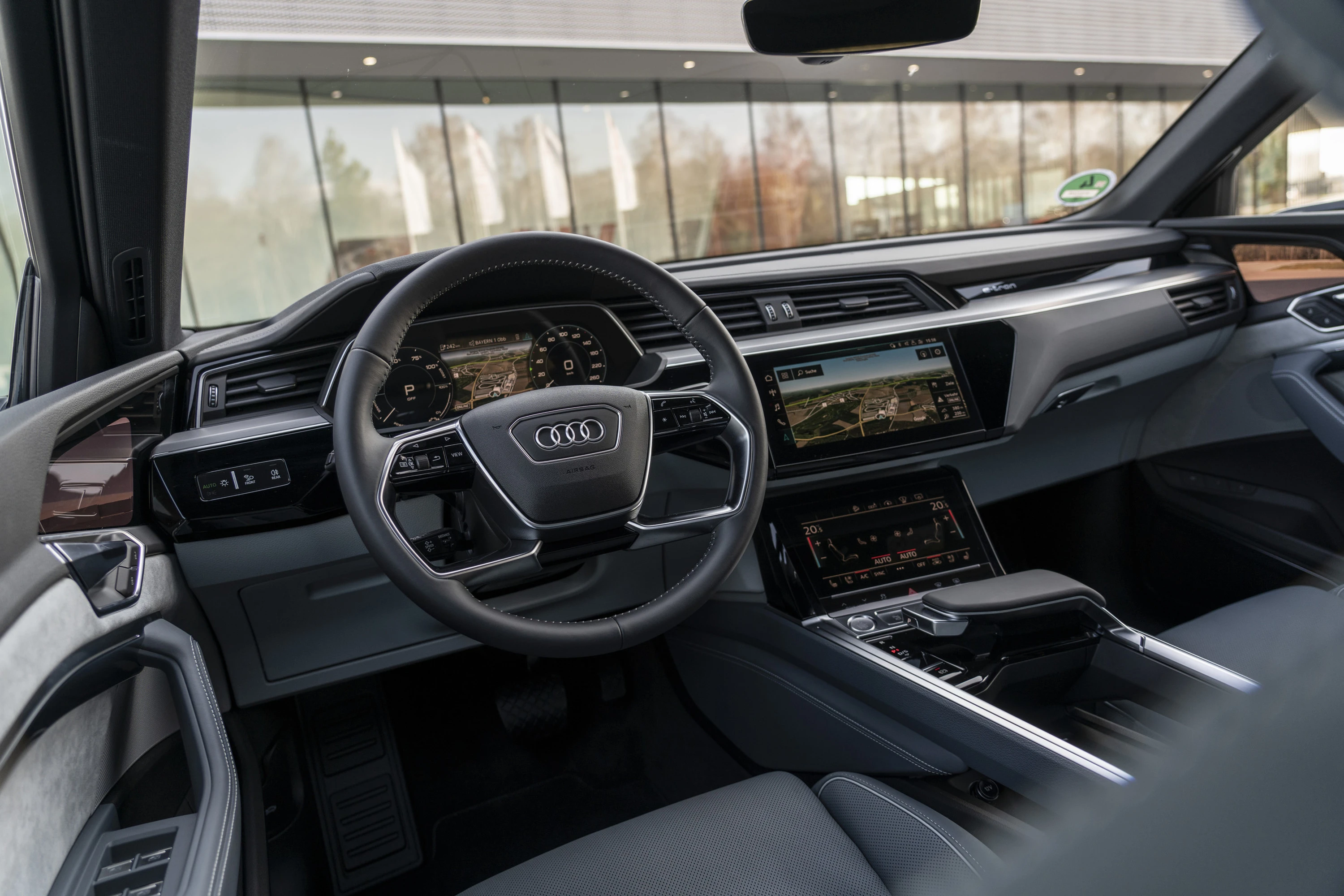 Audi e-tron 50 screens view