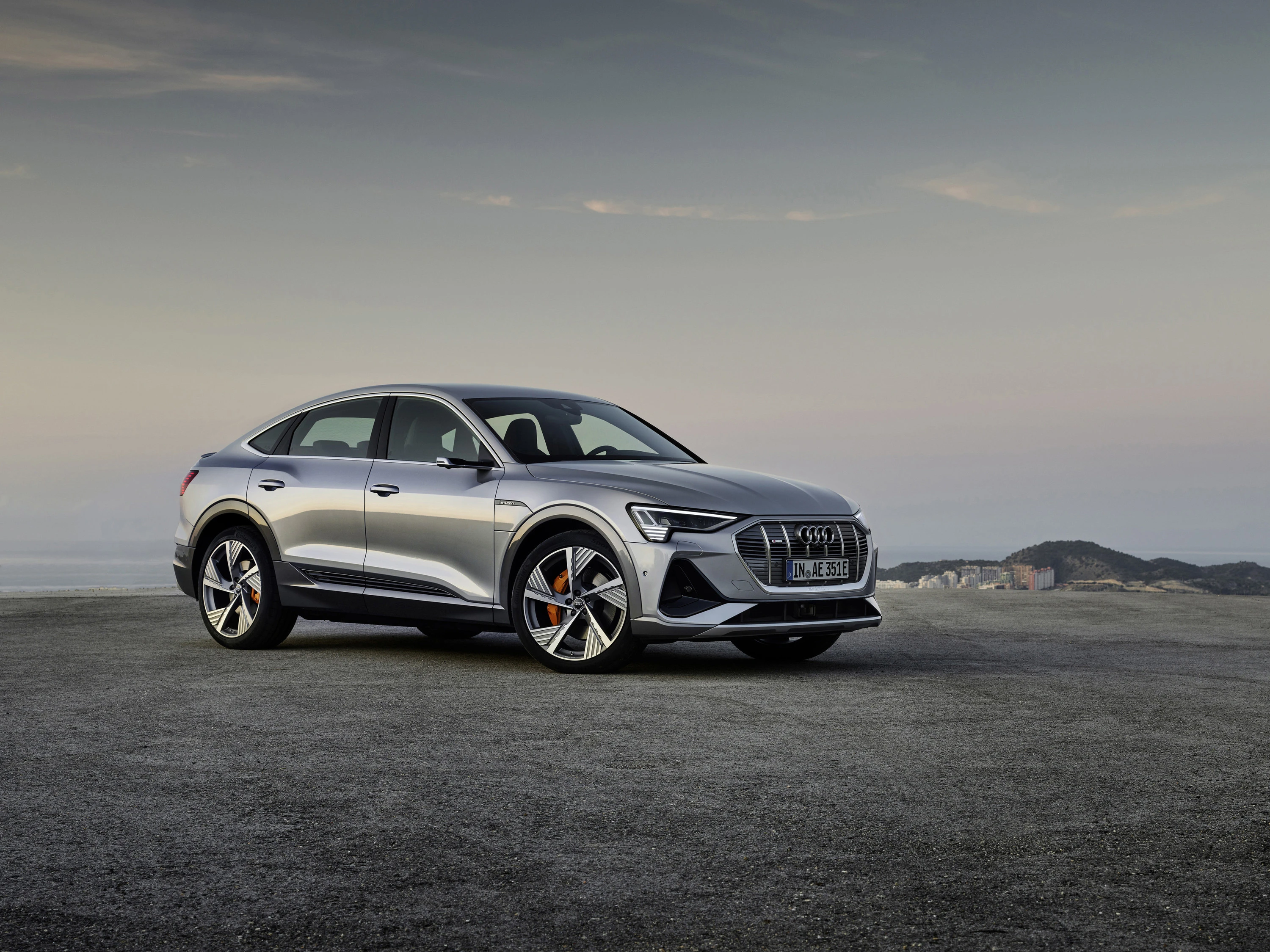 Audi e-tron 55 Sportback exterior view