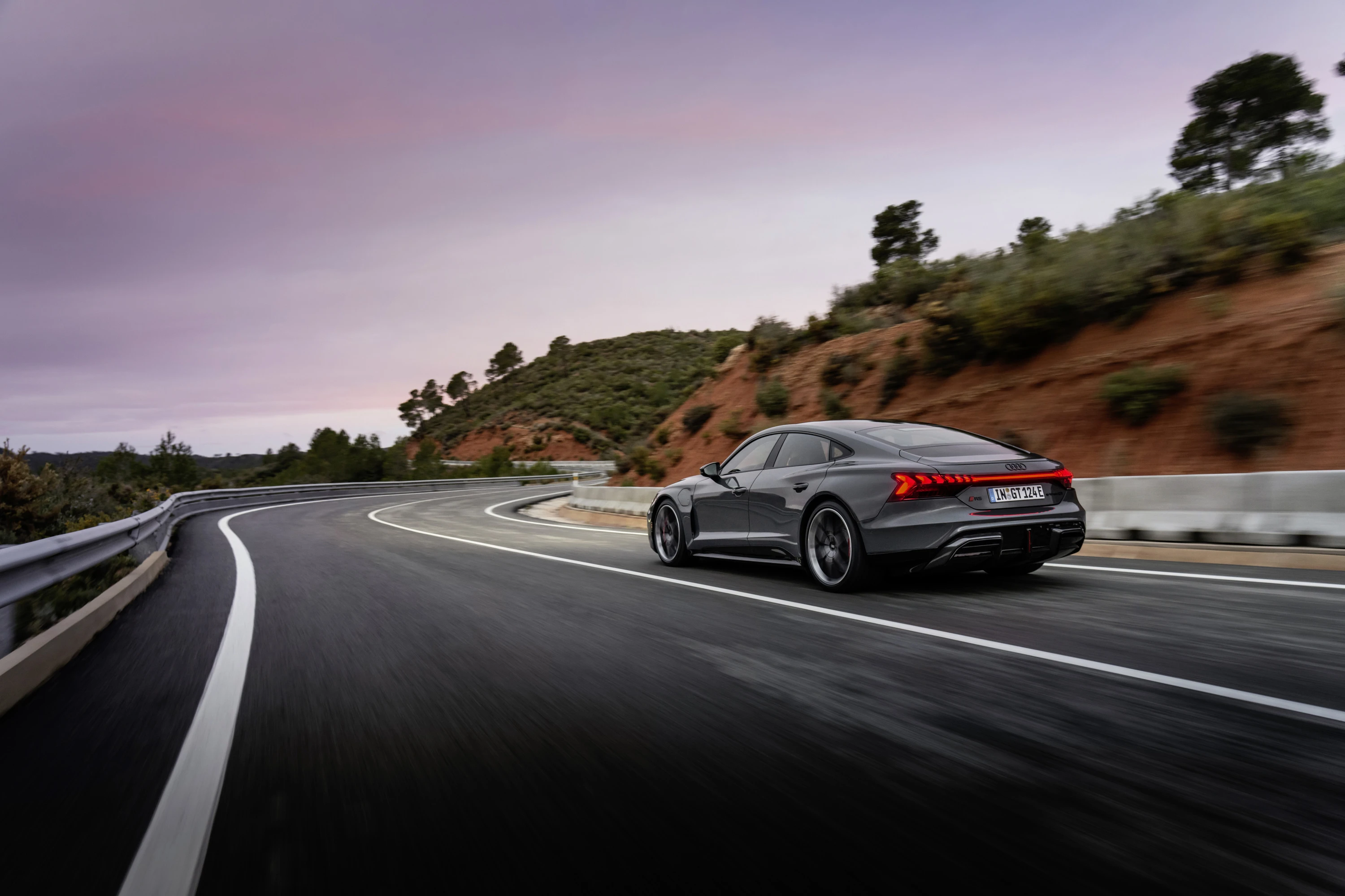 Audi RS e-tron GT exterior view