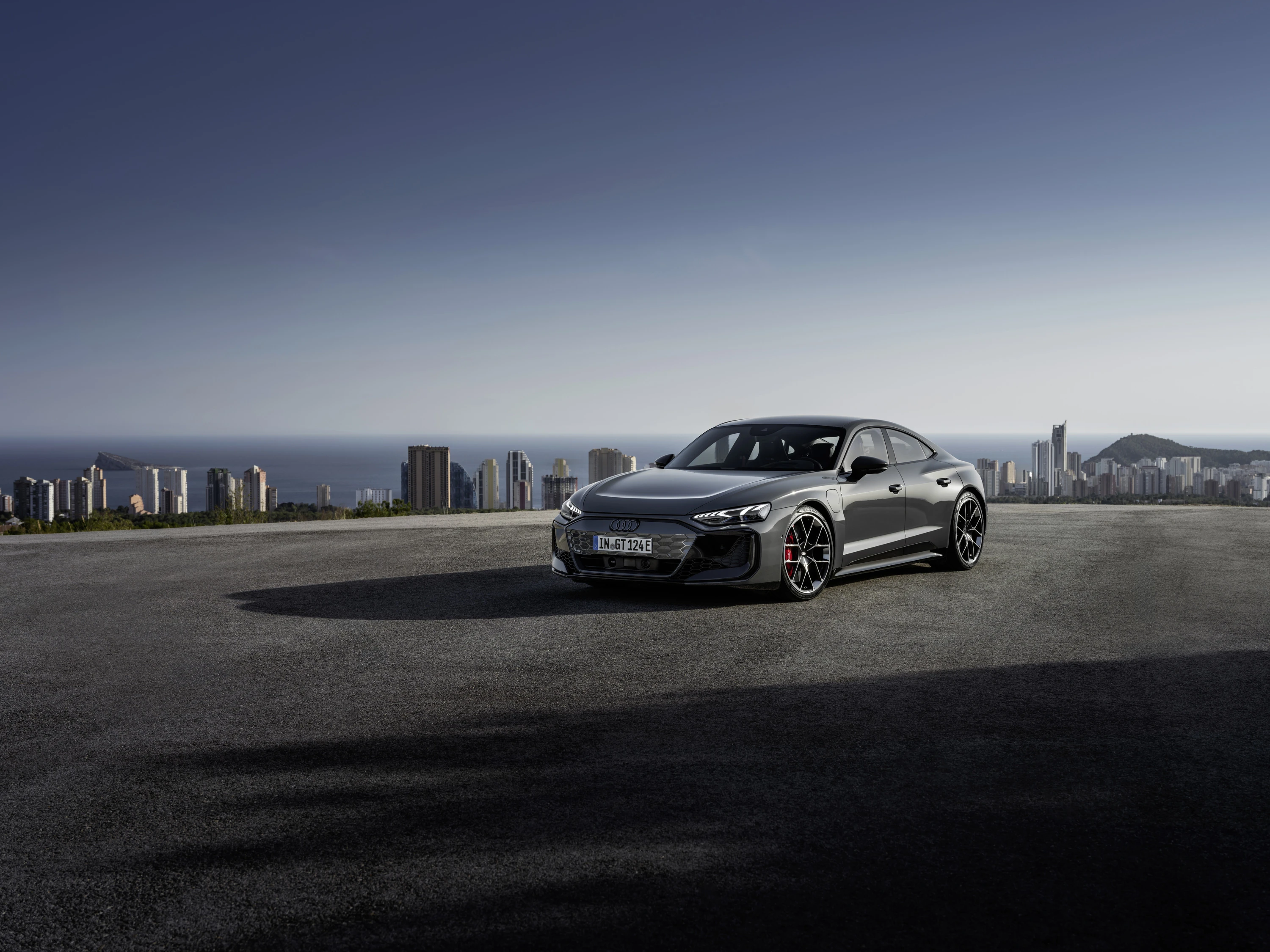 Audi RS e-tron GT exterior view