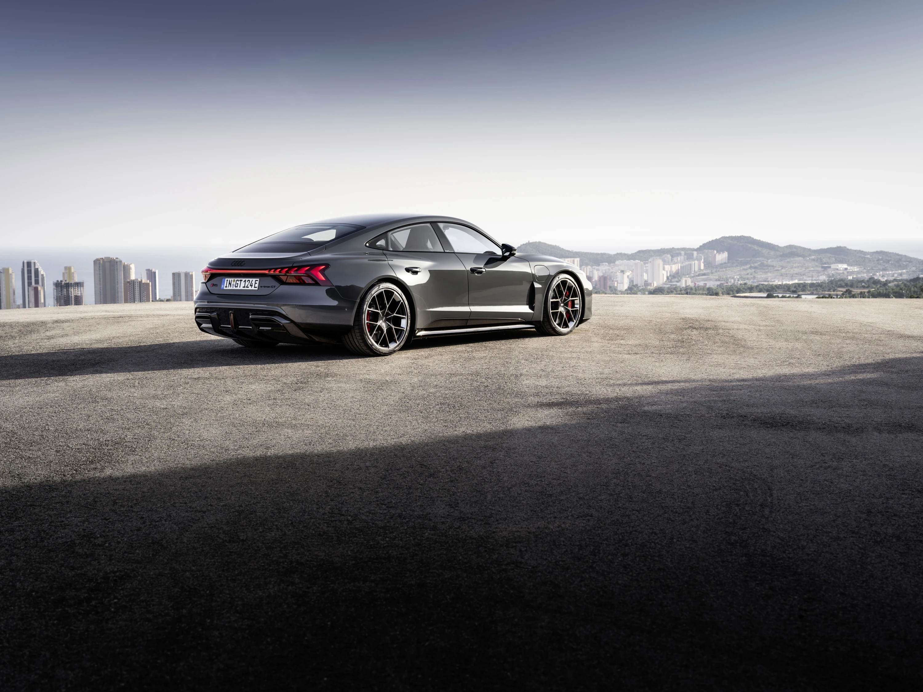 Audi RS e-tron GT exterior view