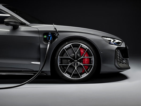 Audi RS e-tron GT chargeport view