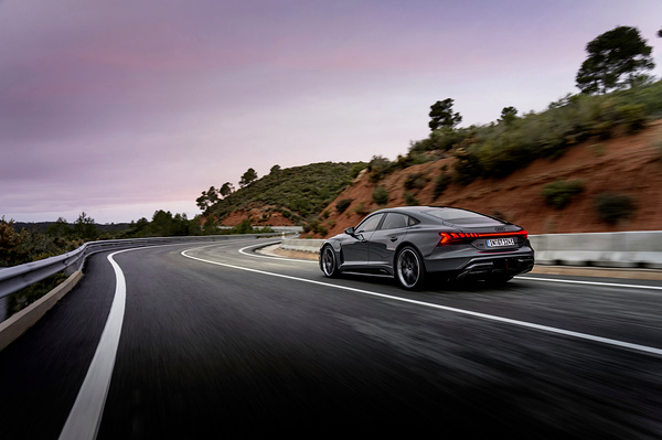 Audi RS e-tron GT exterior view