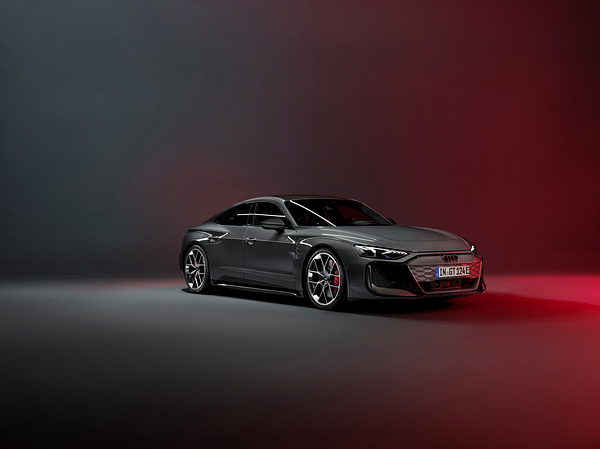 Audi RS e-tron GT exterior view