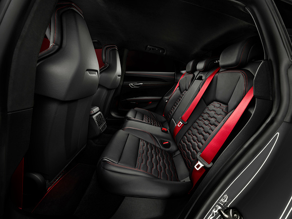 Audi RS e-tron GT secondrowseats view