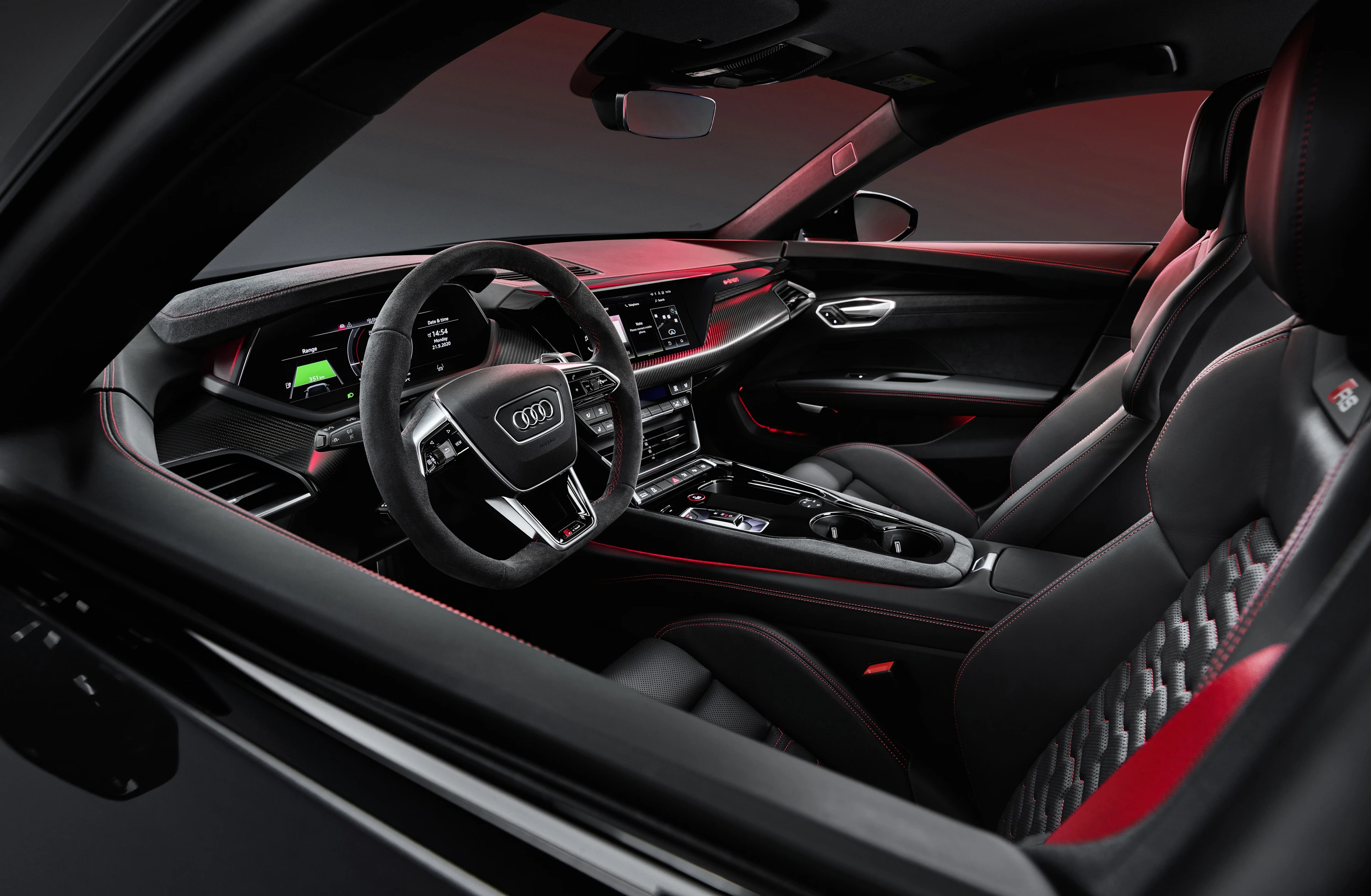 Audi RS e-tron GT (GEN1) interior view