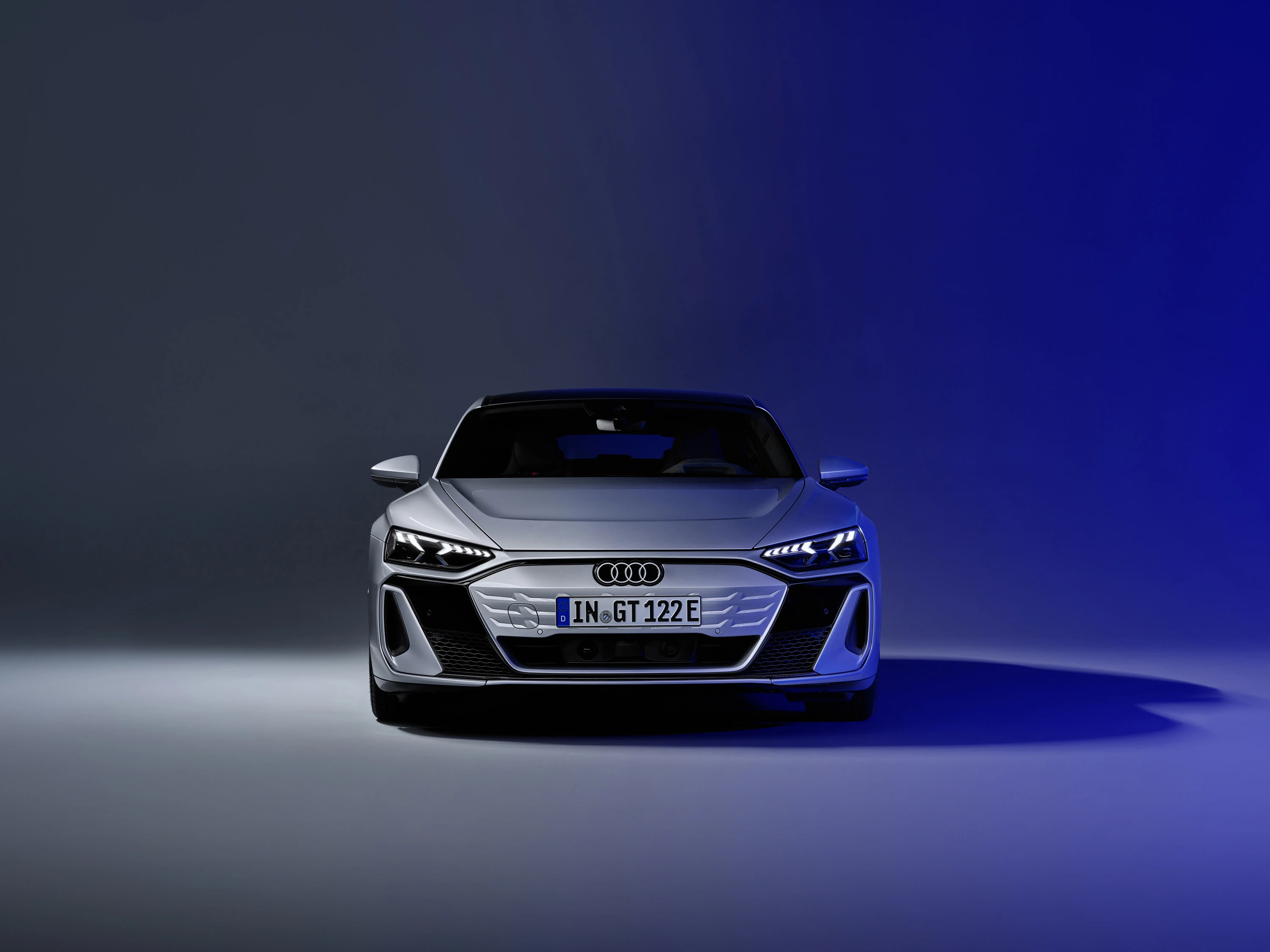 Audi S e-tron GT headlights view
