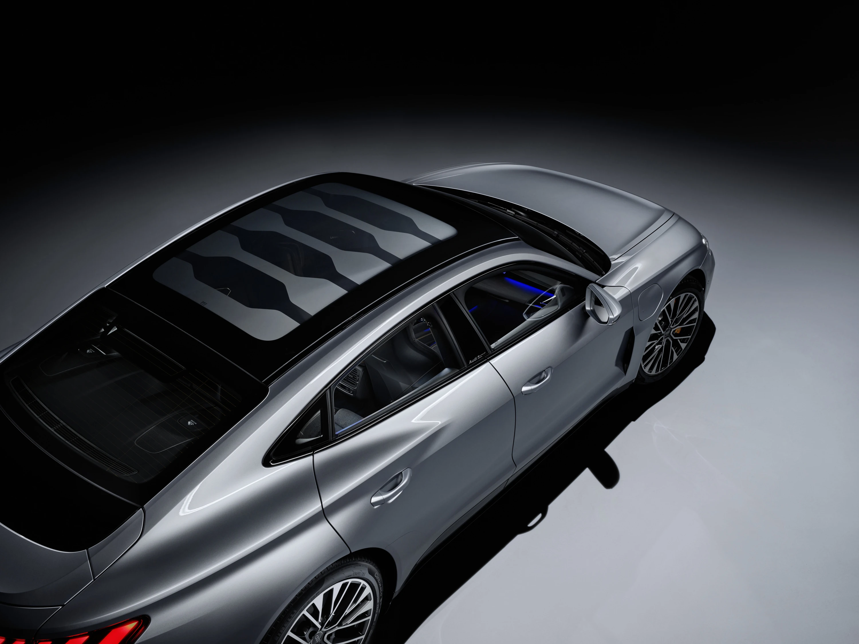 Audi S e-tron GT roof view