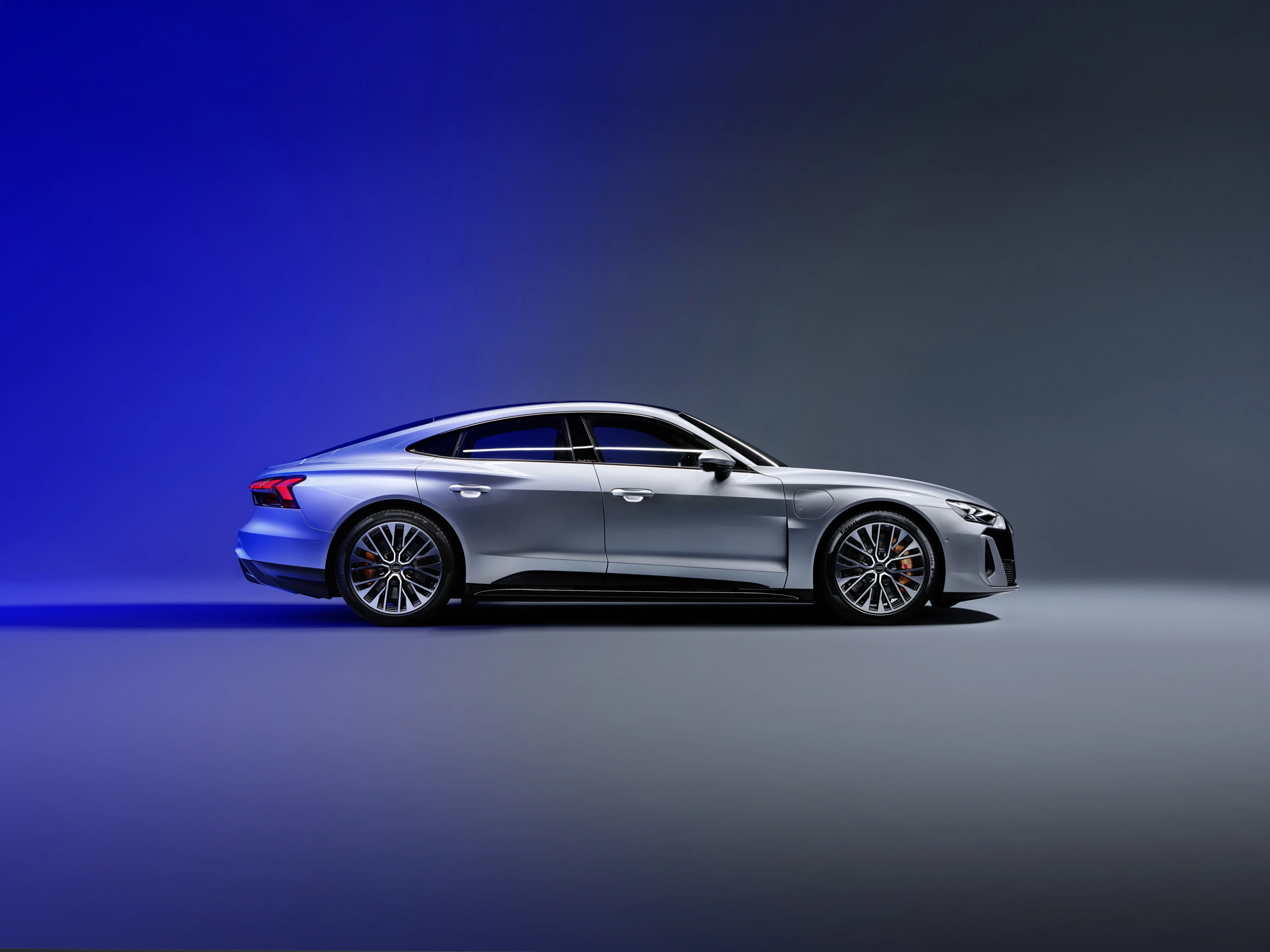 Audi S e-tron GT exterior view