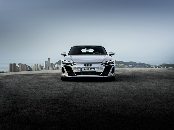 Audi S e-tron GT exterior view
