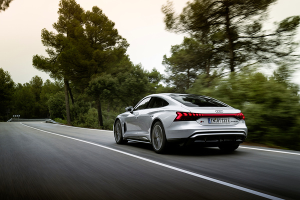 Audi S e-tron GT exterior view