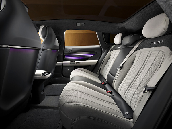 Audi E5 Sportback quattro secondrowseats view
