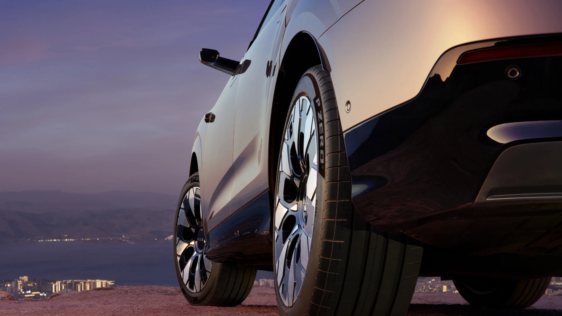 Audi e7x Flagship quattro exterior view
