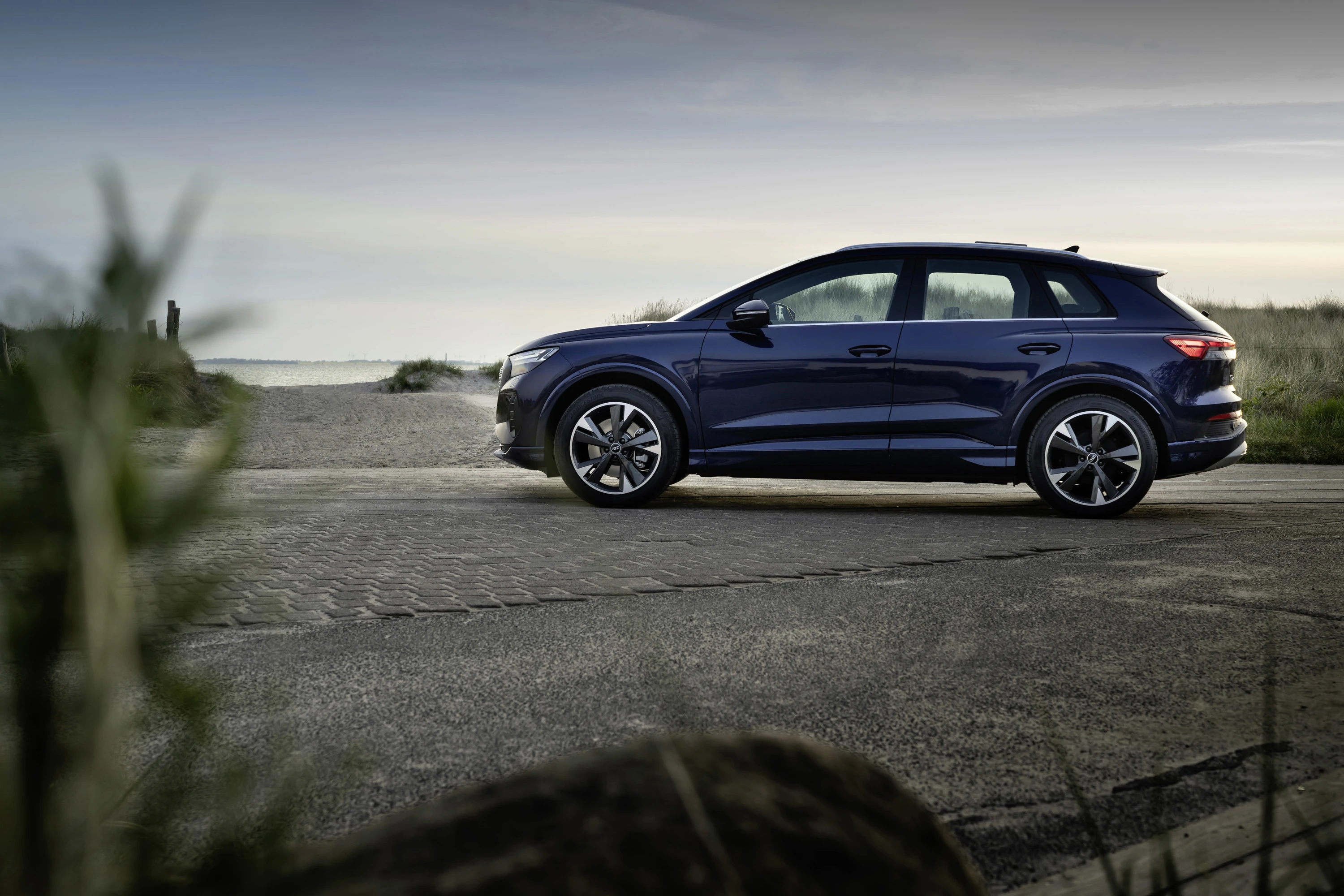Audi Q4 45 e-tron exterior view
