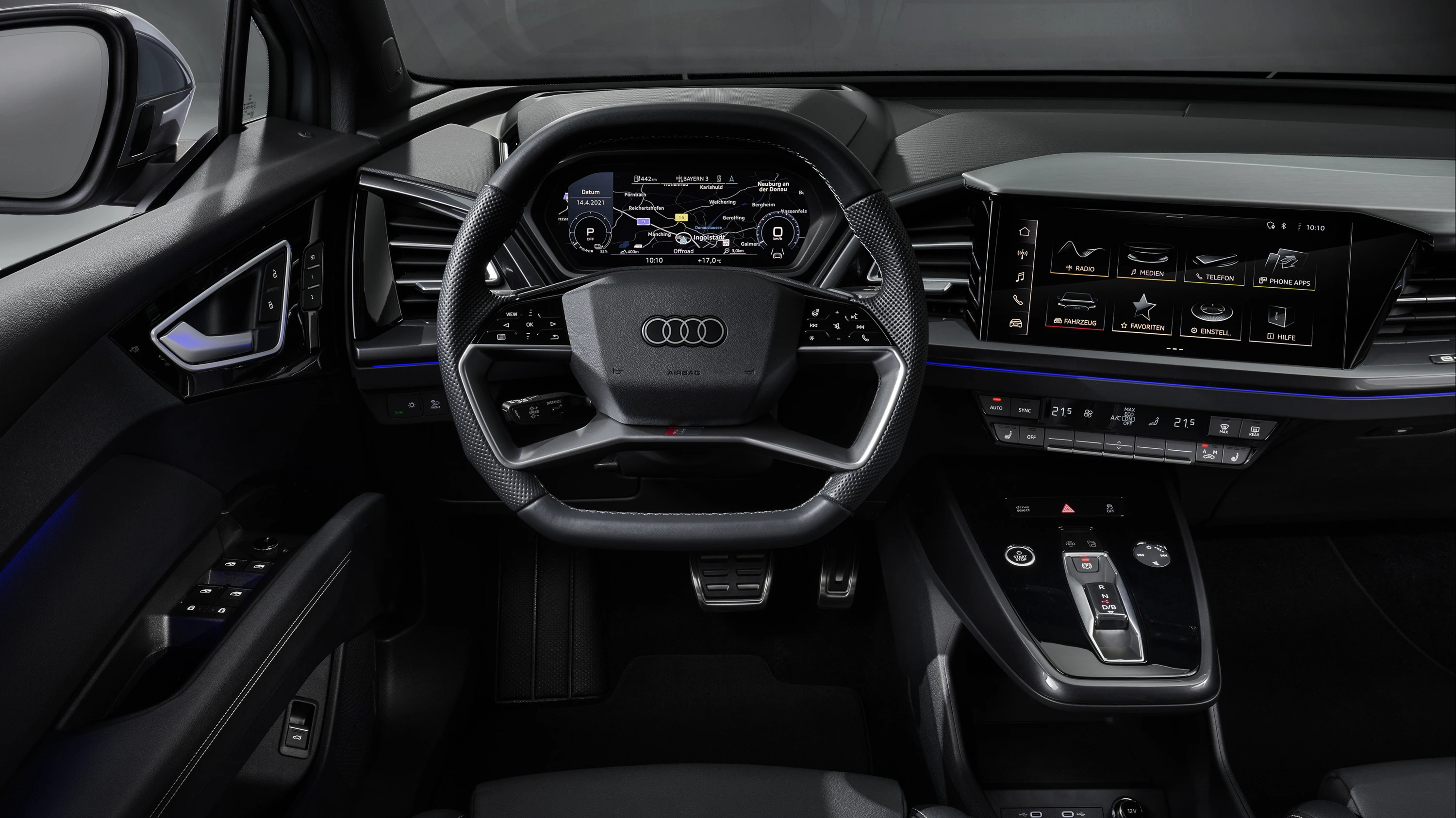 Audi Q4 45 e-tron screens view
