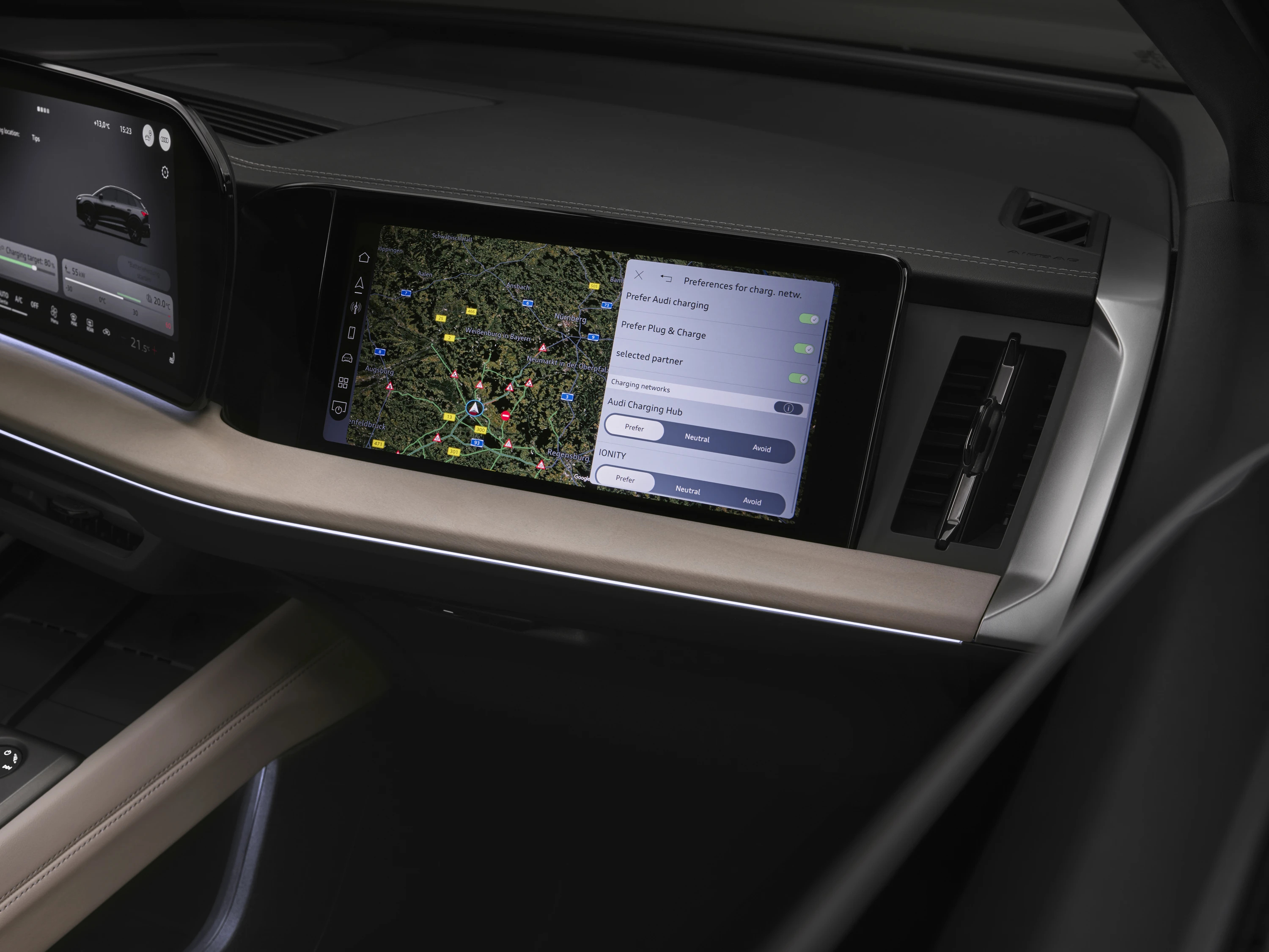 Audi Q4 e-tron quattro screens view