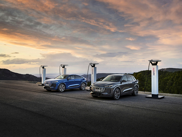 Audi Q6 Sportback e-tron charging view
