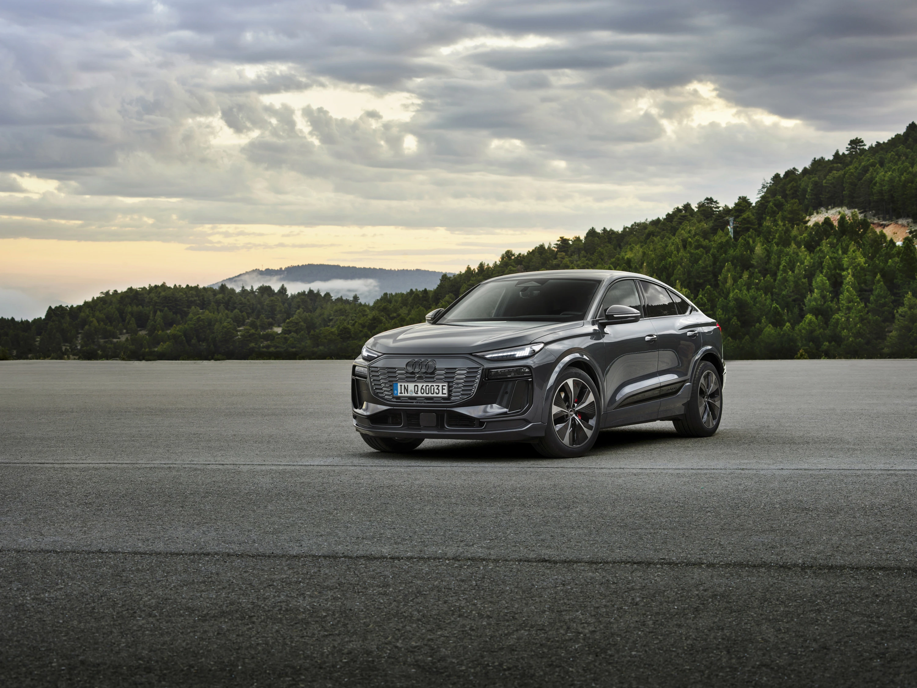 Audi Q6 Sportback e-tron performance exterior view