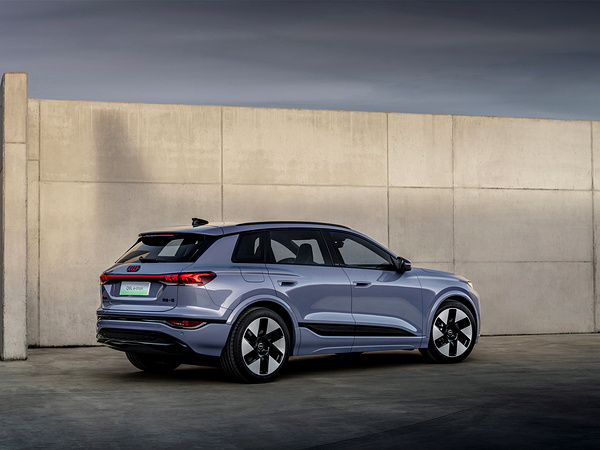 Audi Q6L e-tron quattro exterior view