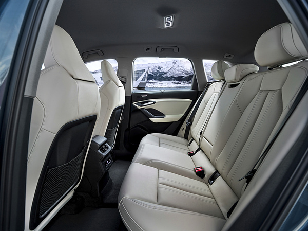 Audi SQ6 e-tron secondrowseats view