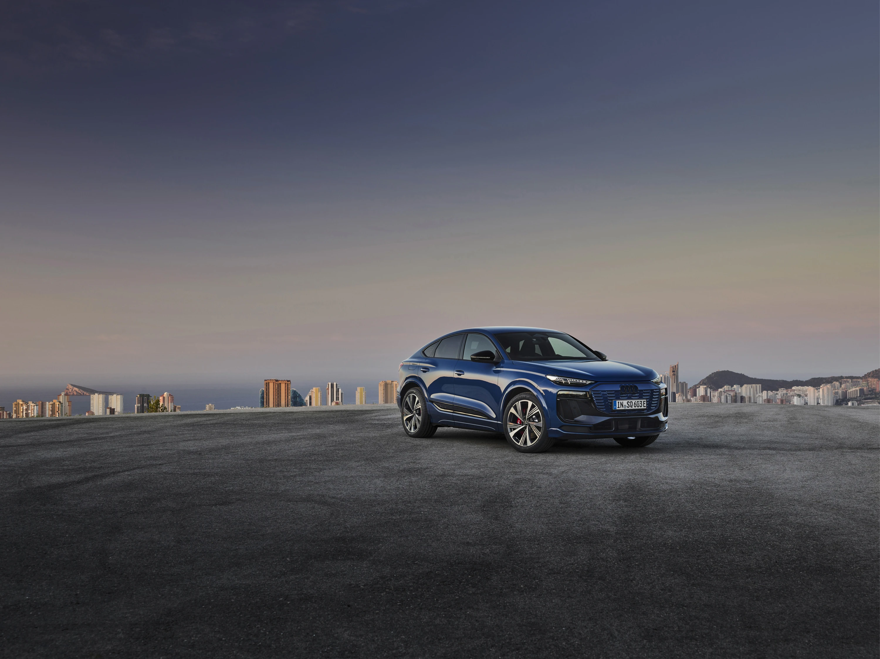 Audi SQ6 Sportback e-tron exterior view