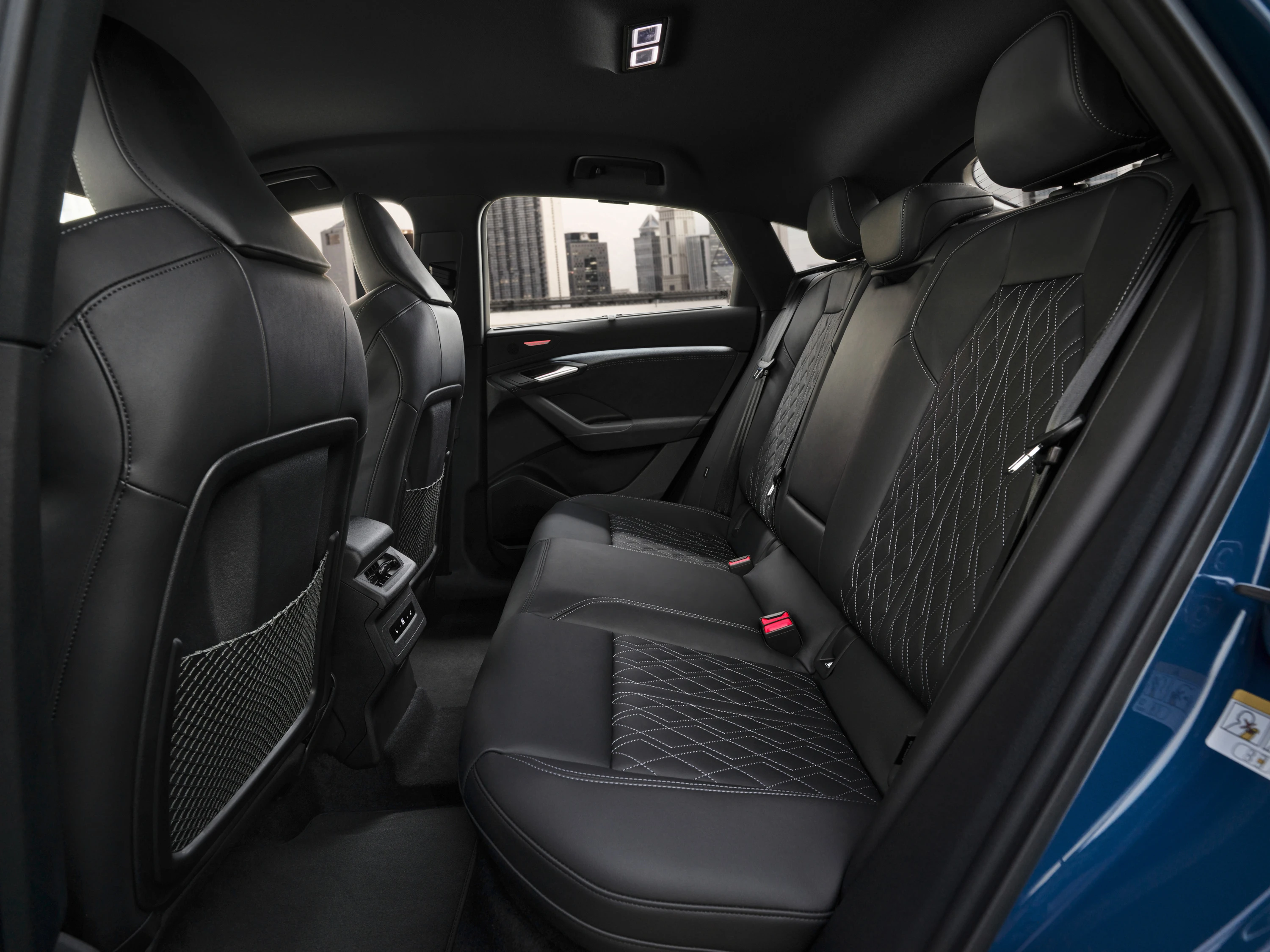 Audi SQ6 Sportback e-tron secondrowseats view